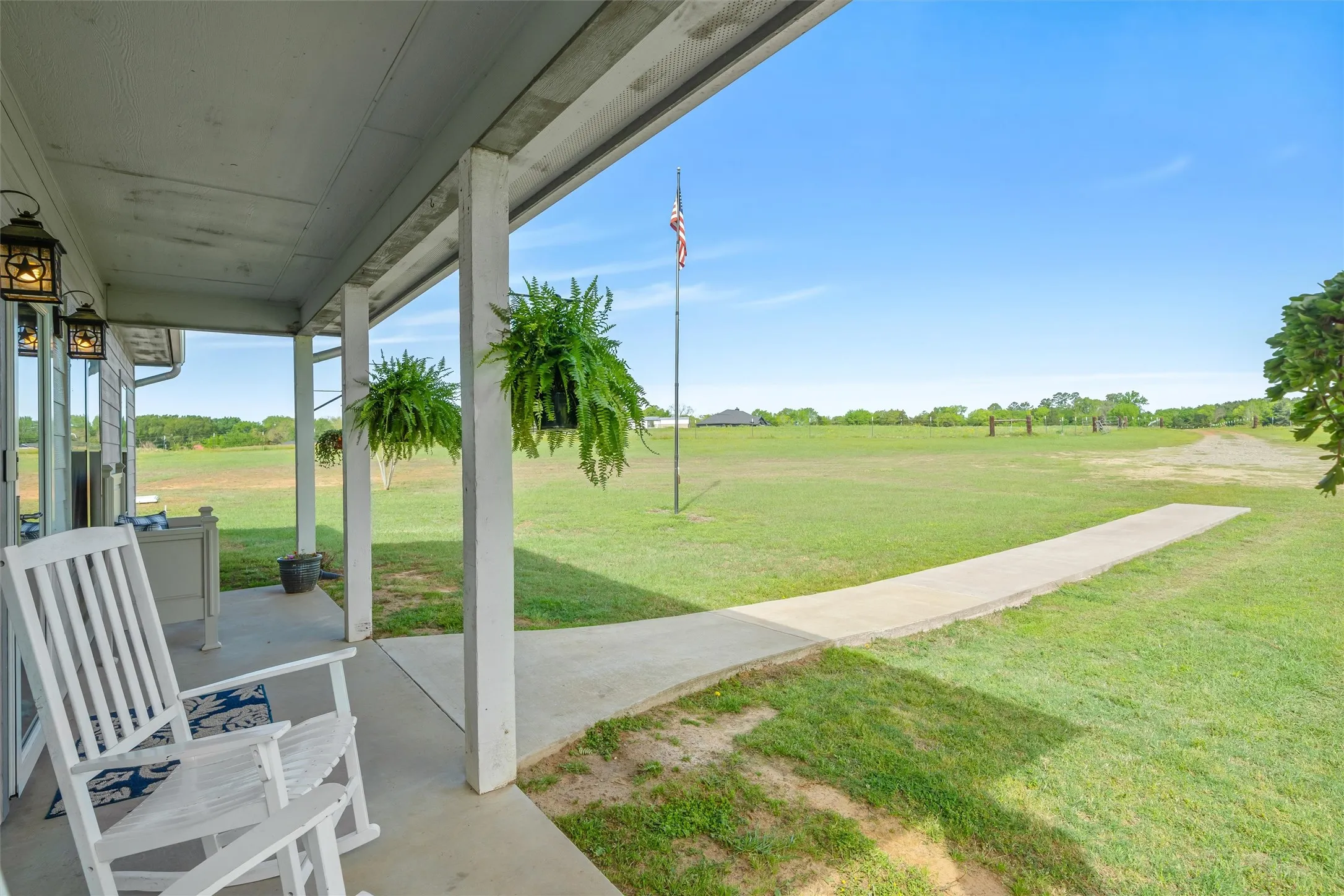 Single Family Residence For Sale in Wood County , 891 County Road 4740, Winnsboro, Texas 75494, 4 Bedroom, 2 Bathroom, Garage spaces, 2,034 Sqft, built in 2012, Price $694,500, mls#21237815, Real Estate Agent in Winnsboro, Homes For Sale in Wood county, Homes For Sale in Winnsboro, Realtor in Winnsboro Texas, Real Estate Brokerage Independent Realty Texas, Luminita Cordes Realtor