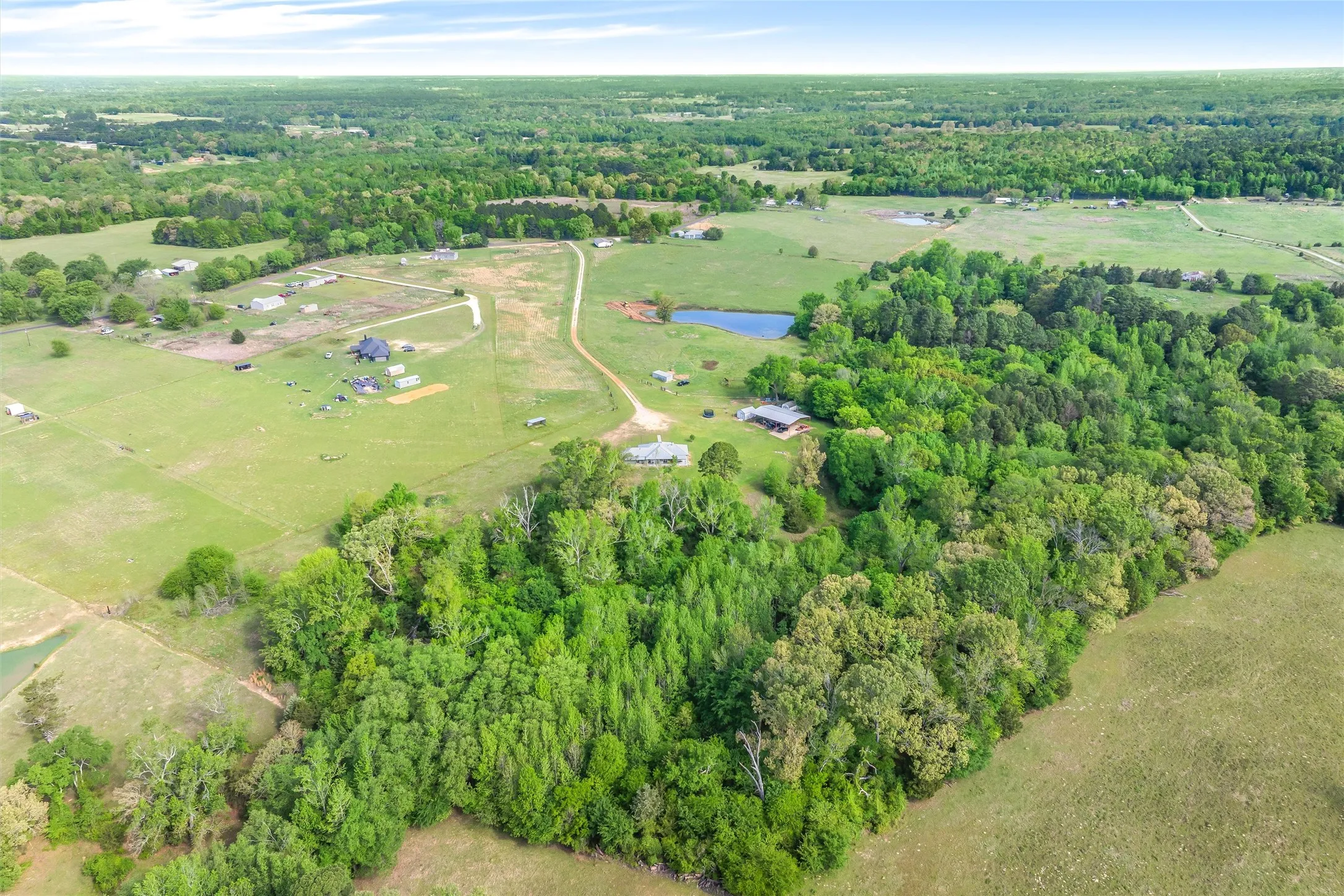 Single Family Residence For Sale in Wood County , 891 County Road 4740, Winnsboro, Texas 75494, 4 Bedroom, 2 Bathroom, Garage spaces, 2,034 Sqft, built in 2012, Price $694,500, mls#21237815, Real Estate Agent in Winnsboro, Homes For Sale in Wood county, Homes For Sale in Winnsboro, Realtor in Winnsboro Texas, Real Estate Brokerage Independent Realty Texas, Luminita Cordes Realtor