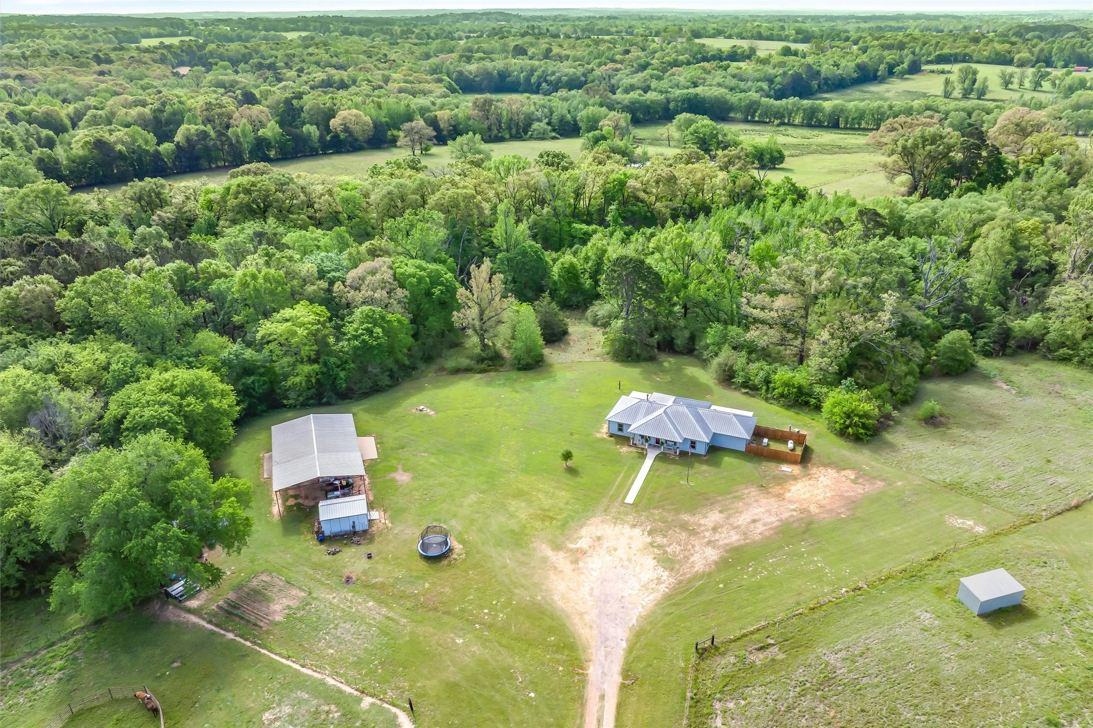 Single Family Residence For Sale in Wood County , 891 County Road 4740, Winnsboro, Texas 75494, 4 Bedroom, 2 Bathroom, Garage spaces, 2,034 Sqft, built in 2012, Price $694,500, mls#21237815, Real Estate Agent in Winnsboro, Homes For Sale in Wood county, Homes For Sale in Winnsboro, Realtor in Winnsboro Texas, Real Estate Brokerage Independent Realty Texas, Luminita Cordes Realtor