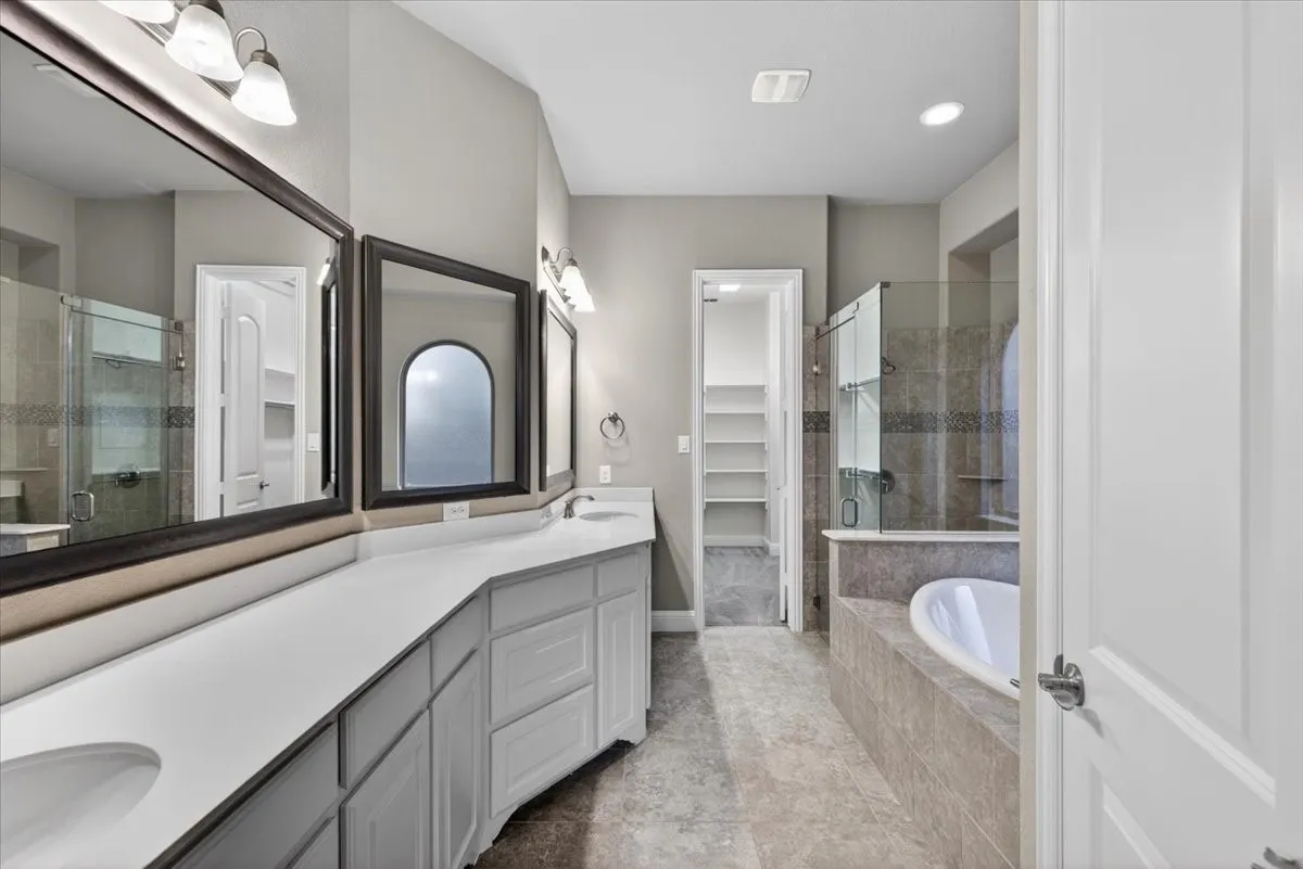 Single Family Residence For Sale in Collin County , 2417 Barclay Court, Plano, Texas 75074, 3 Bedroom, 3 Bathroom, 2 Garage spaces, 2,939 Sqft, built in 2014, Preowned, mls#21237980, Real Estate Agent in Plano, Homes For Sale in Collin county, Homes For Sale in Plano, Realtor in Plano Texas, Real Estate Brokerage Independent Realty Texas, Luminita Cordes Realtor
