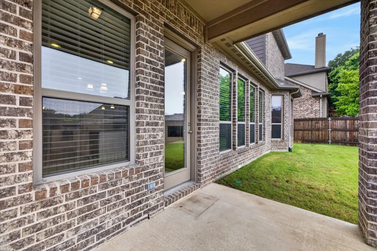 Single Family Residence For Sale in Collin County , 2417 Barclay Court, Plano, Texas 75074, 3 Bedroom, 3 Bathroom, 2 Garage spaces, 2,939 Sqft, built in 2014, Preowned, mls#21237980, Real Estate Agent in Plano, Homes For Sale in Collin county, Homes For Sale in Plano, Realtor in Plano Texas, Real Estate Brokerage Independent Realty Texas, Luminita Cordes Realtor