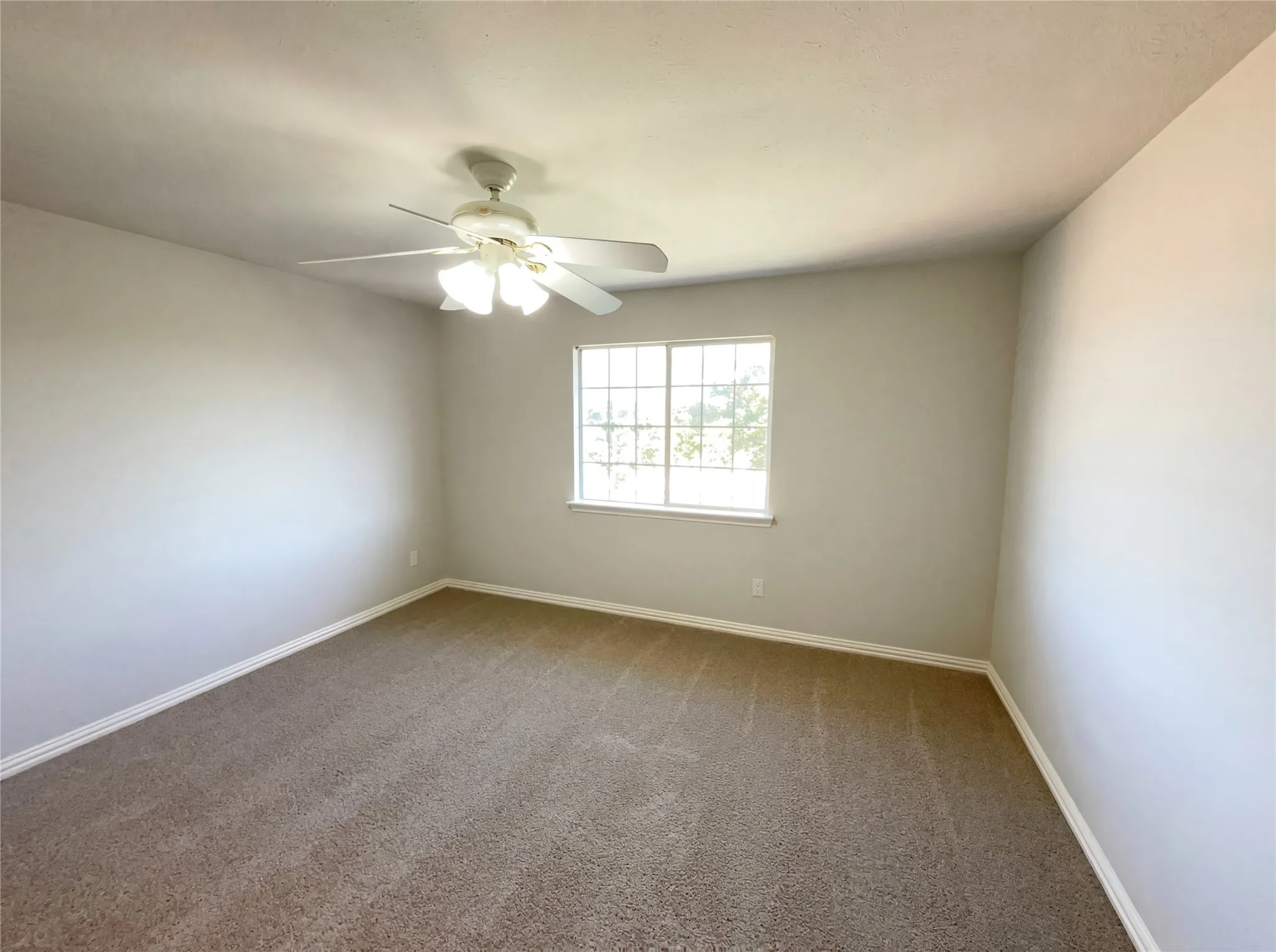 Single Family Residence For Sale in Collin County , 3421 Sandy Trail Lane, Plano, Texas 75023, 5 Bedroom, 4 Bathroom, 3 Garage spaces, 3,772 Sqft, built in 1991, mls#21234322, Real Estate Agent in Plano, Homes For Sale in Collin county, Homes For Sale in Plano, Realtor in Plano Texas, Real Estate Brokerage Independent Realty Texas, Luminita Cordes Realtor