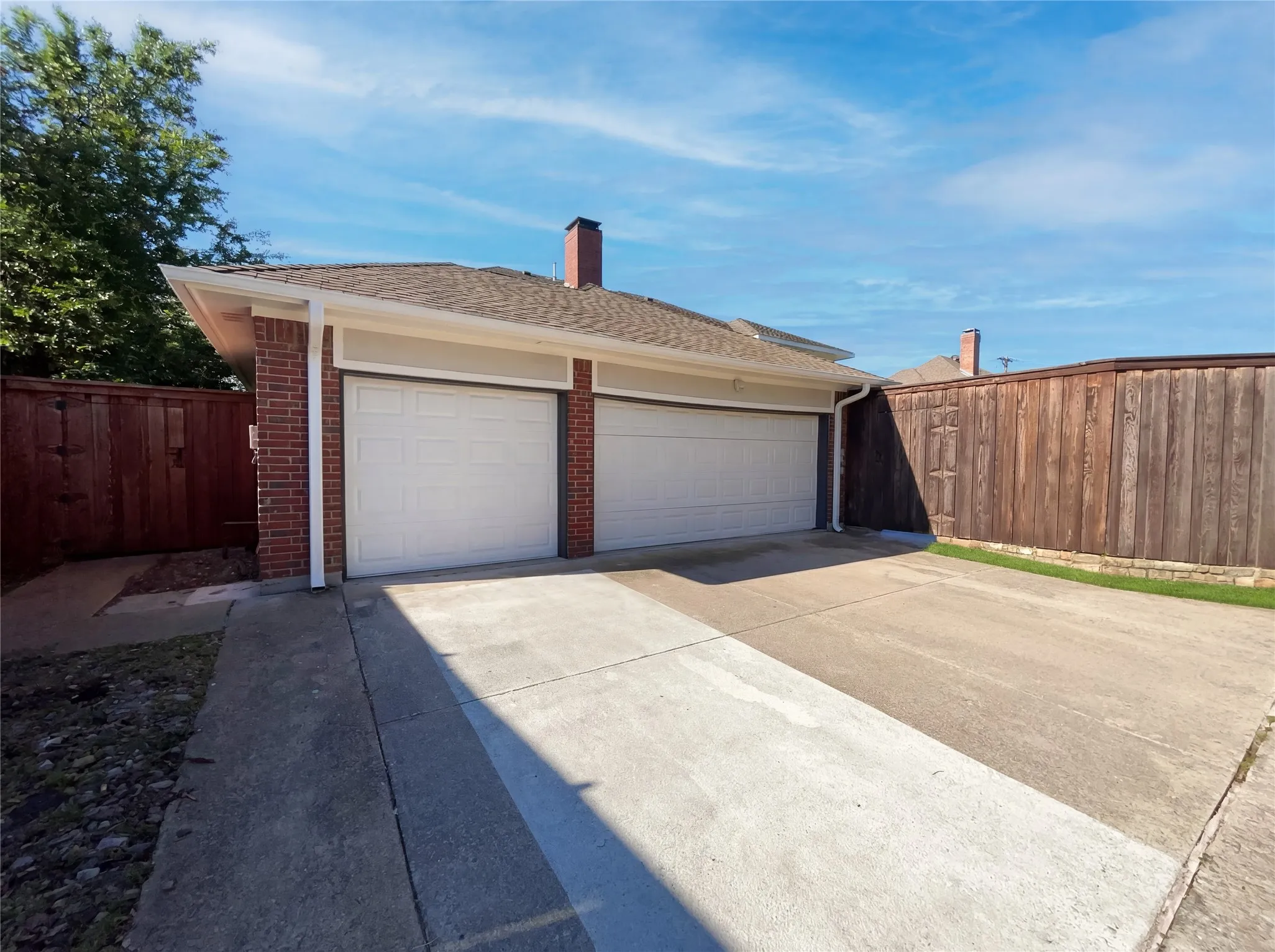 Single Family Residence For Sale in Collin County , 3421 Sandy Trail Lane, Plano, Texas 75023, 5 Bedroom, 4 Bathroom, 3 Garage spaces, 3,772 Sqft, built in 1991, mls#21234322, Real Estate Agent in Plano, Homes For Sale in Collin county, Homes For Sale in Plano, Realtor in Plano Texas, Real Estate Brokerage Independent Realty Texas, Luminita Cordes Realtor