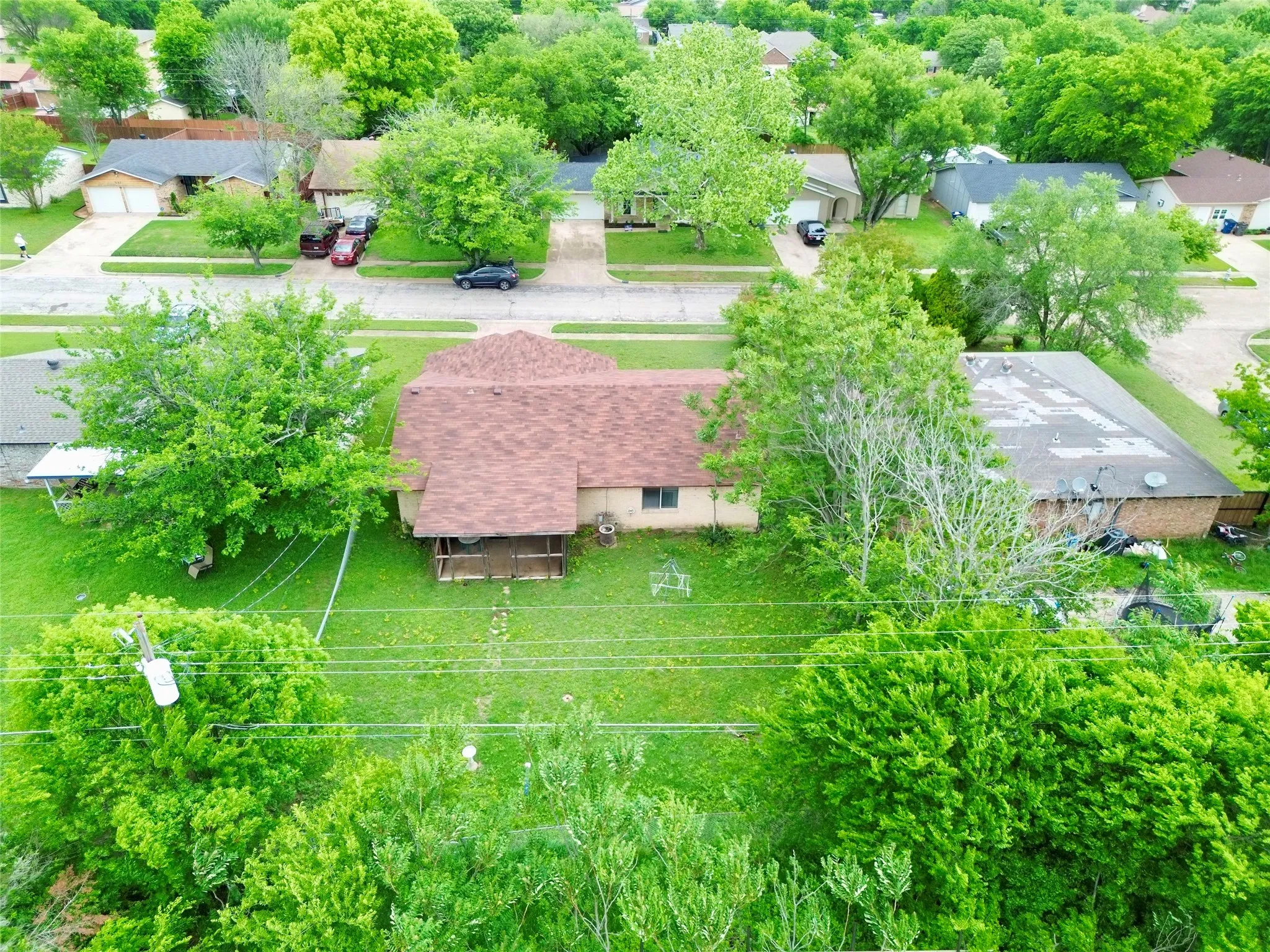 Single Family Residence For Sale in Dallas County , 858 Lexington Drive, Lancaster, Texas 75134, 3 Bedrooms, 2 Bathrooms, 2 Garage spaces, 1,308 Sqft, built in 1970, Preowned, Price $195,000, mls#21237639, Real Estate Agent in Lancaster, Homes For Sale in Dallas county, Homes For Sale in Lancaster, Realtor in Lancaster Texas, Real Estate Brokerage Independent Realty Texas, Luminita Cordes Realtor