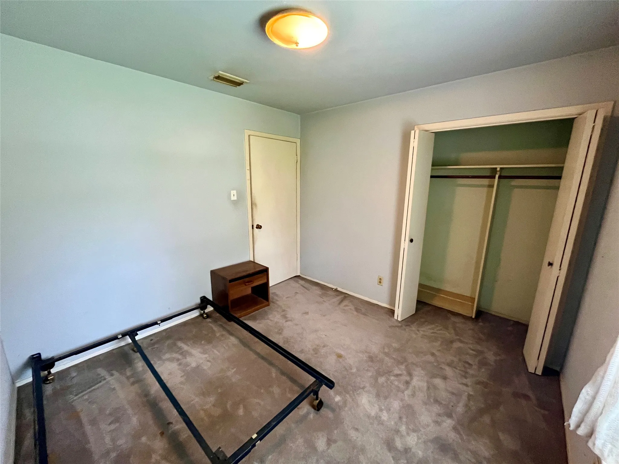Single Family Residence For Sale in Dallas County , 858 Lexington Drive, Lancaster, Texas 75134, 3 Bedrooms, 2 Bathrooms, 2 Garage spaces, 1,308 Sqft, built in 1970, Preowned, Price $195,000, mls#21237639, Real Estate Agent in Lancaster, Homes For Sale in Dallas county, Homes For Sale in Lancaster, Realtor in Lancaster Texas, Real Estate Brokerage Independent Realty Texas, Luminita Cordes Realtor