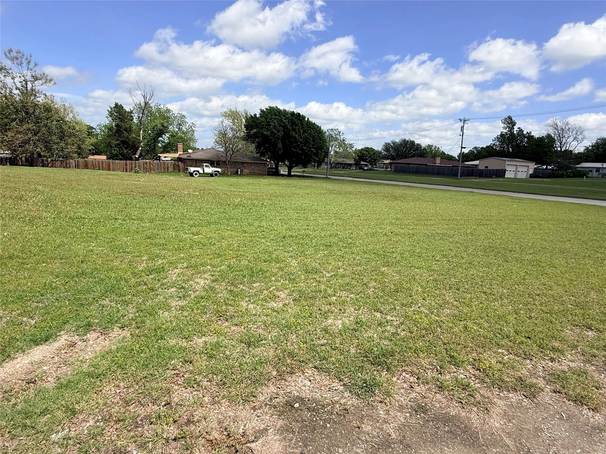Unimproved Land For Sale in Montague County , Lot 3 Aljo Nelson Street, Bowie, Texas 76230, 0, 0, Garage spaces, 0 Sqft, built in 0, Price $35,000, mls#21218693, Real Estate Agent in Bowie, Homes For Sale in Montague county, Homes For Sale in Bowie, Realtor in Bowie Texas, Real Estate Brokerage Independent Realty Texas, Luminita Cordes Realtor