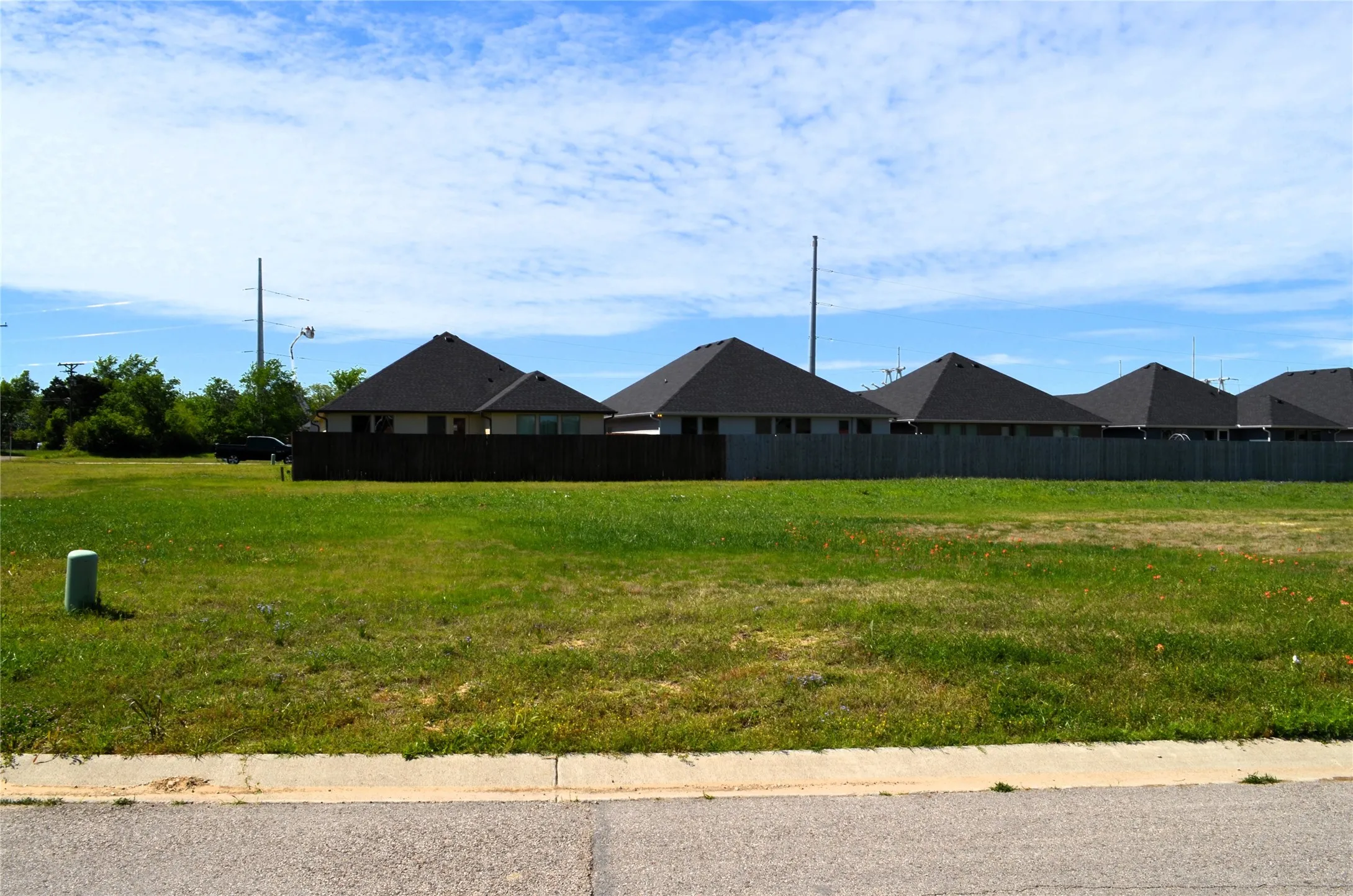 Unimproved Land For Sale in Kaufman County , 305 Preston Road, Mabank, Texas 75147, 0, 0, Garage spaces, 0 Sqft, built in 0, mls#21238073, Real Estate Agent in Mabank, Homes For Sale in Kaufman county, Homes For Sale in Mabank, Realtor in Mabank Texas, Real Estate Brokerage Independent Realty Texas, Luminita Cordes Realtor