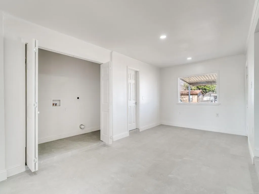 Single Family Residence For Sale in Tarrant County , 4528 Newman Drive, Haltom City, Texas 76117, 3 Bedroom, 1 Bathroom, Garage spaces, 1,376 Sqft, built in 1955, mls#21237950, Real Estate Agent in Haltom City, Homes For Sale in Tarrant county, Homes For Sale in Haltom City, Realtor in Haltom City Texas, Real Estate Brokerage Independent Realty Texas, Luminita Cordes Realtor