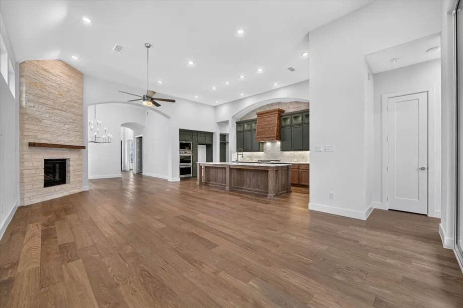 Single Family Residence For Sale in Parker County , 2532 Yellow Yucca Lane, Aledo, Texas 76008, 4 Bedroom, 4 Bathroom, 3 Garage spaces, 3,002 Sqft, built in 2026, New Construction - Incomplete, mls#21237051, Real Estate Agent in Aledo, Homes For Sale in Parker county, Homes For Sale in Aledo, Realtor in Aledo Texas, Real Estate Brokerage Independent Realty Texas, Luminita Cordes Realtor