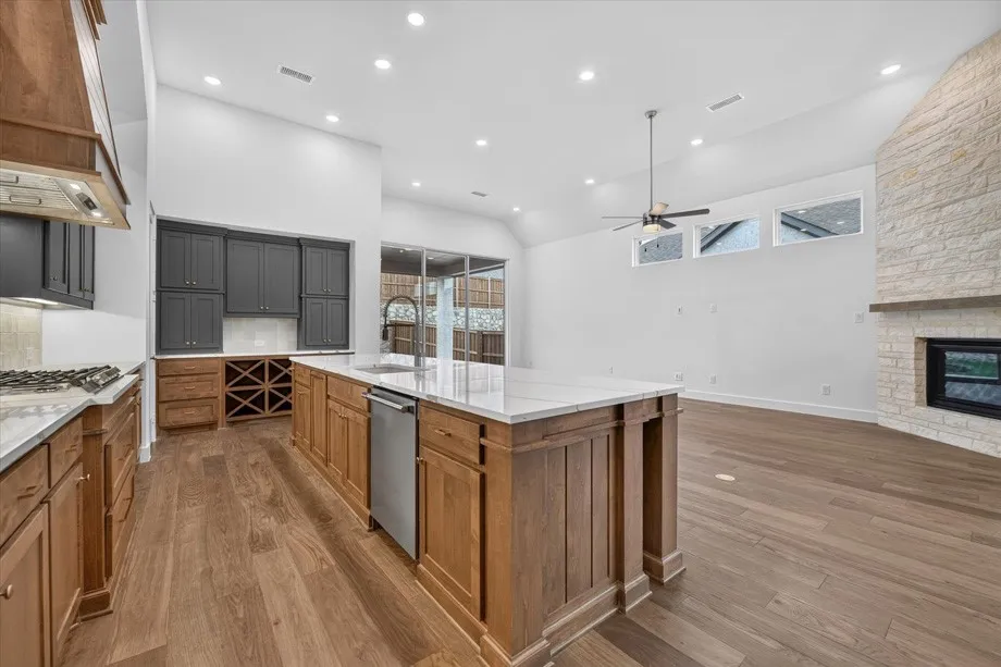 Single Family Residence For Sale in Parker County , 2532 Yellow Yucca Lane, Aledo, Texas 76008, 4 Bedroom, 4 Bathroom, 3 Garage spaces, 3,002 Sqft, built in 2026, New Construction - Incomplete, mls#21237051, Real Estate Agent in Aledo, Homes For Sale in Parker county, Homes For Sale in Aledo, Realtor in Aledo Texas, Real Estate Brokerage Independent Realty Texas, Luminita Cordes Realtor