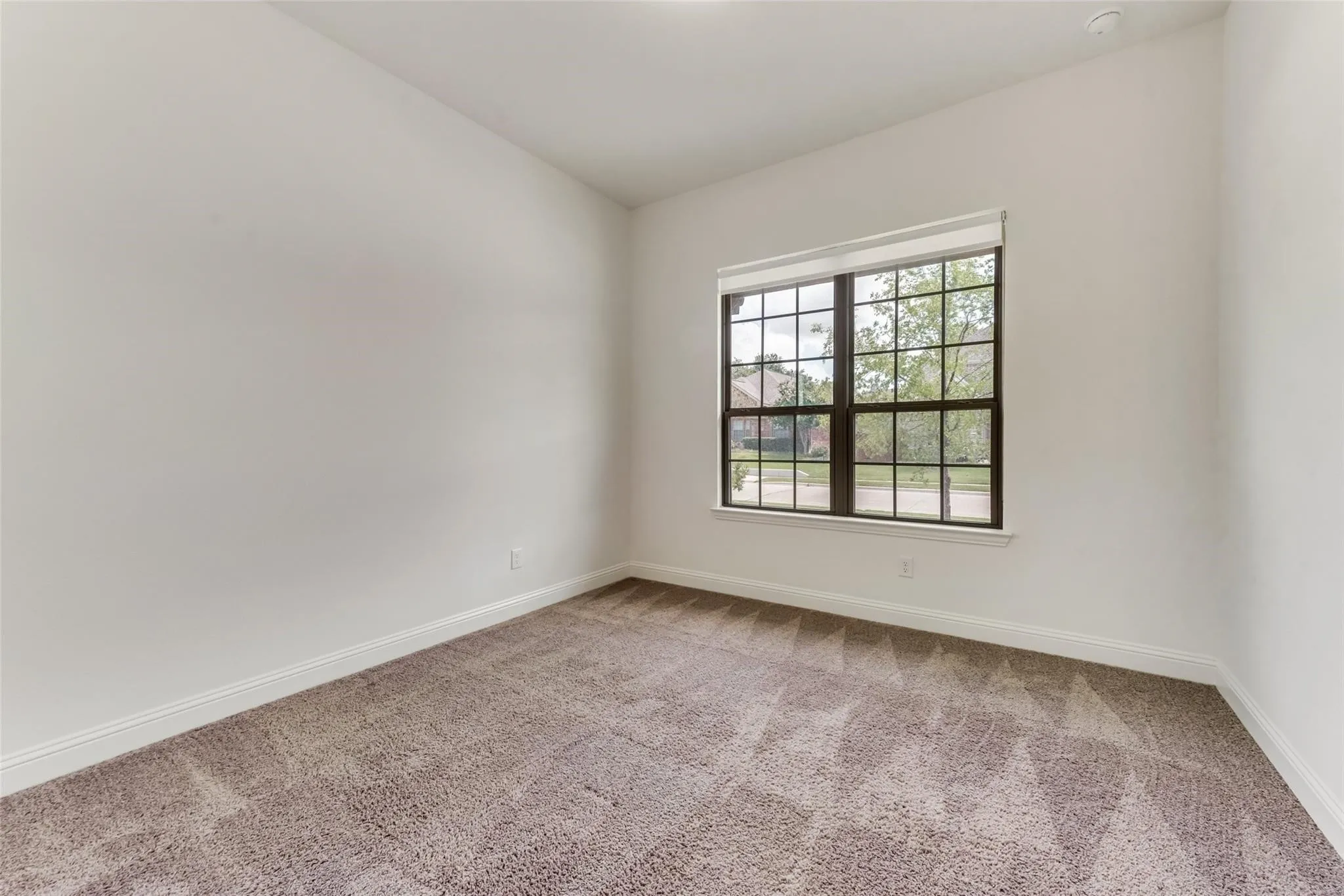 Single Family Residence For Rent in Collin County , 4601 Parkridge Drive, Plano, Texas 75024, 5 Bedrooms, 5 Bathrooms, 2 Garage spaces, 3,397 Sqft, built in 2022, Preowned, Price $4,500, mls#21238118, Real Estate Agent in Plano, Homes For Rent in Collin county, Homes For Rent in Plano, Realtor in Plano Texas, Real Estate Brokerage Independent Realty Texas, Luminita Cordes Realtor