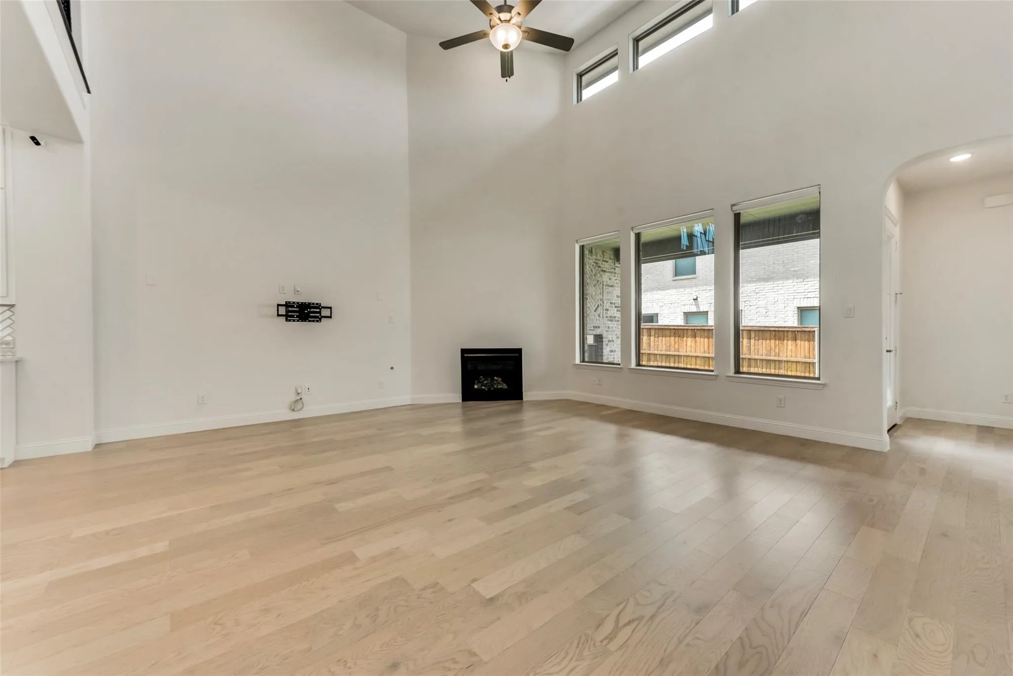 Single Family Residence For Rent in Collin County , 4601 Parkridge Drive, Plano, Texas 75024, 5 Bedrooms, 5 Bathrooms, 2 Garage spaces, 3,397 Sqft, built in 2022, Preowned, Price $4,500, mls#21238118, Real Estate Agent in Plano, Homes For Rent in Collin county, Homes For Rent in Plano, Realtor in Plano Texas, Real Estate Brokerage Independent Realty Texas, Luminita Cordes Realtor