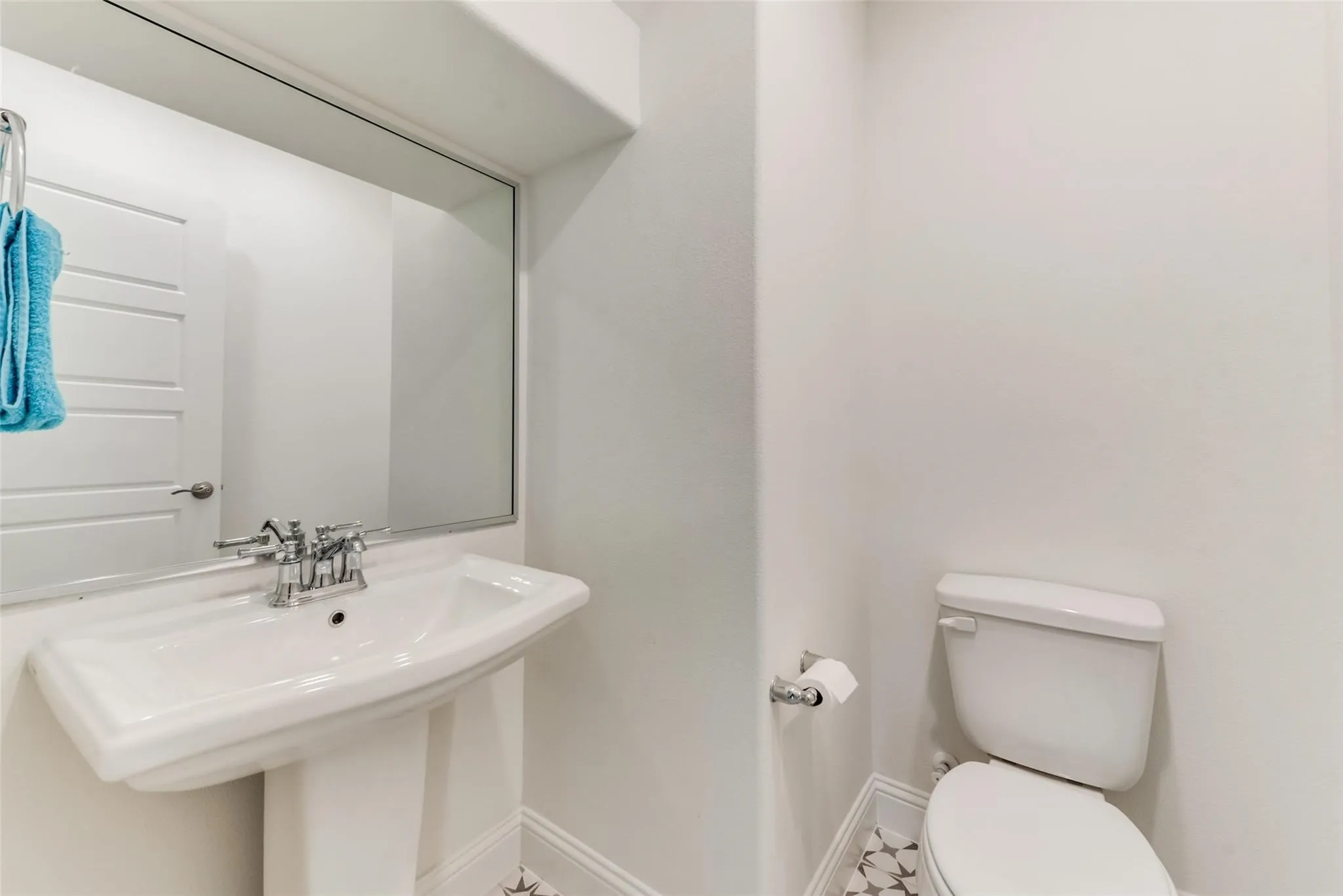 Single Family Residence For Rent in Collin County , 4601 Parkridge Drive, Plano, Texas 75024, 5 Bedrooms, 5 Bathrooms, 2 Garage spaces, 3,397 Sqft, built in 2022, Preowned, Price $4,500, mls#21238118, Real Estate Agent in Plano, Homes For Rent in Collin county, Homes For Rent in Plano, Realtor in Plano Texas, Real Estate Brokerage Independent Realty Texas, Luminita Cordes Realtor