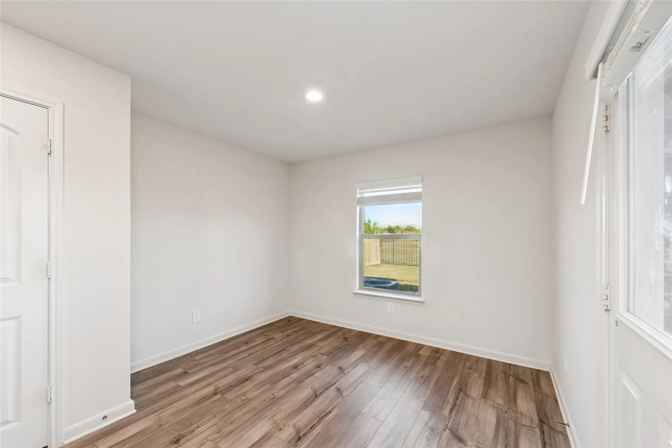 Single Family Residence For Sale in Kaufman County , 3094 Chillingham Drive, Forney, Texas 75126, 3 Bedroom, 2 Bathroom, 2 Garage spaces, 1,608 Sqft, built in 2022, mls#21238130, Real Estate Agent in Forney, Homes For Sale in Kaufman county, Homes For Sale in Forney, Realtor in Forney Texas, Real Estate Brokerage Independent Realty Texas, Luminita Cordes Realtor