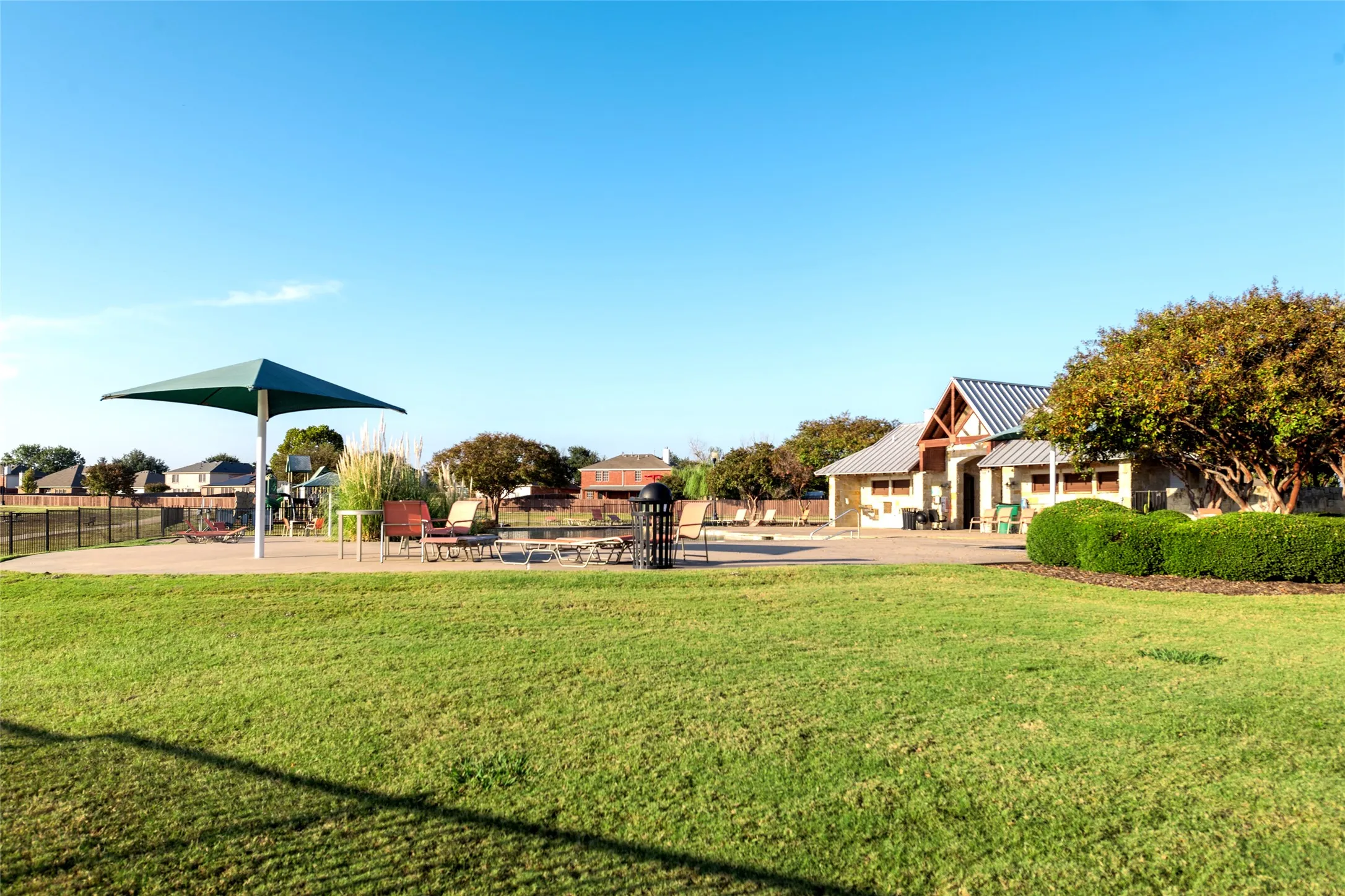 Single Family Residence For Sale in Kaufman County , 3094 Chillingham Drive, Forney, Texas 75126, 3 Bedroom, 2 Bathroom, 2 Garage spaces, 1,608 Sqft, built in 2022, mls#21238130, Real Estate Agent in Forney, Homes For Sale in Kaufman county, Homes For Sale in Forney, Realtor in Forney Texas, Real Estate Brokerage Independent Realty Texas, Luminita Cordes Realtor