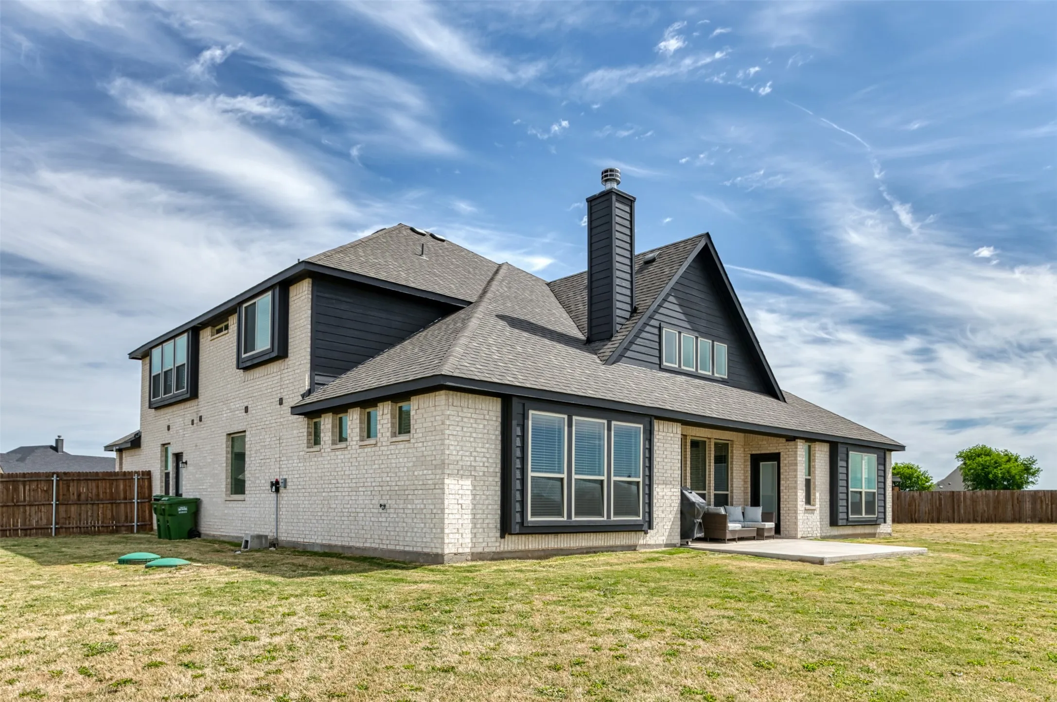 Single Family Residence For Sale in Johnson County , 12701 Cactus Court, Godley, Texas 76044, 5 Bedroom, 5 Bathroom, 3 Garage spaces, 4,040 Sqft, built in 2023, mls#21237571, Real Estate Agent in Godley, Homes For Sale in Johnson county, Homes For Sale in Godley, Realtor in Godley Texas, Real Estate Brokerage Independent Realty Texas, Luminita Cordes Realtor