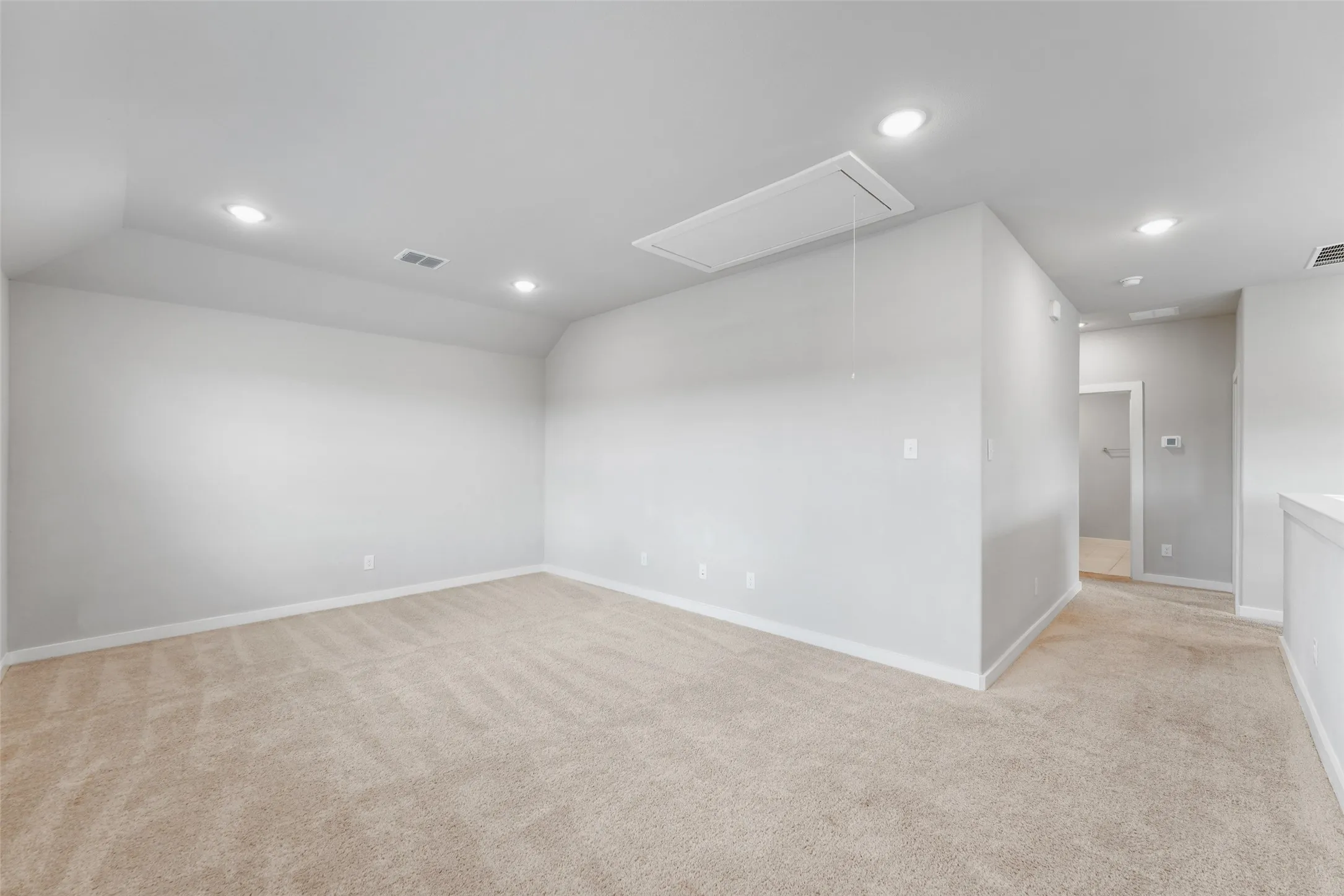 Single Family Residence For Sale in Kaufman County , 124 Mandarin Street, Forney, Texas 75126, 4 Bedroom, 3 Bathroom, 2 Garage spaces, 2,386 Sqft, built in 2022, Price $323,900, mls#21227639, Real Estate Agent in Forney, Homes For Sale in Kaufman county, Homes For Sale in Forney, Realtor in Forney Texas, Real Estate Brokerage Independent Realty Texas, Luminita Cordes Realtor