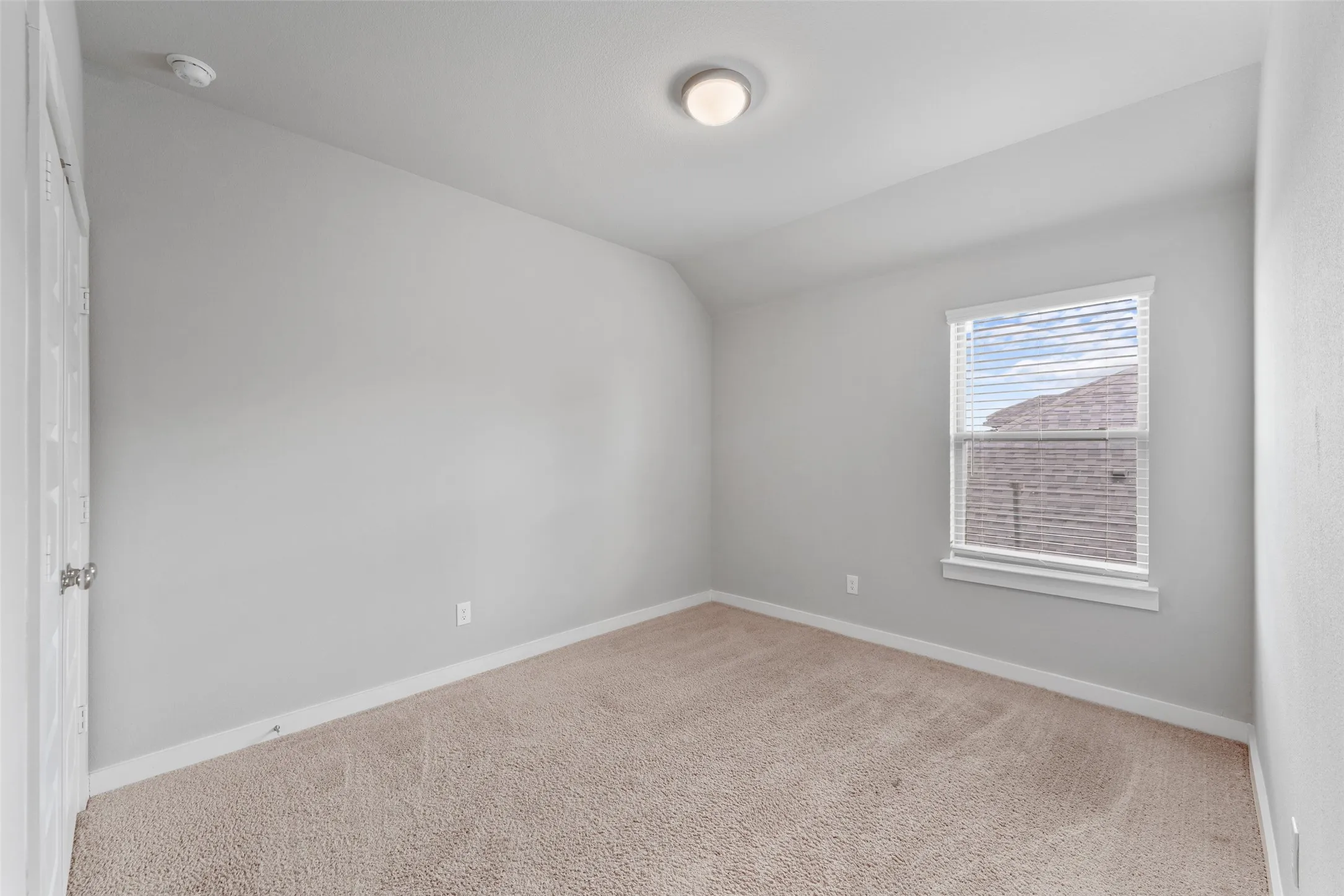 Single Family Residence For Sale in Kaufman County , 124 Mandarin Street, Forney, Texas 75126, 4 Bedroom, 3 Bathroom, 2 Garage spaces, 2,386 Sqft, built in 2022, Price $323,900, mls#21227639, Real Estate Agent in Forney, Homes For Sale in Kaufman county, Homes For Sale in Forney, Realtor in Forney Texas, Real Estate Brokerage Independent Realty Texas, Luminita Cordes Realtor