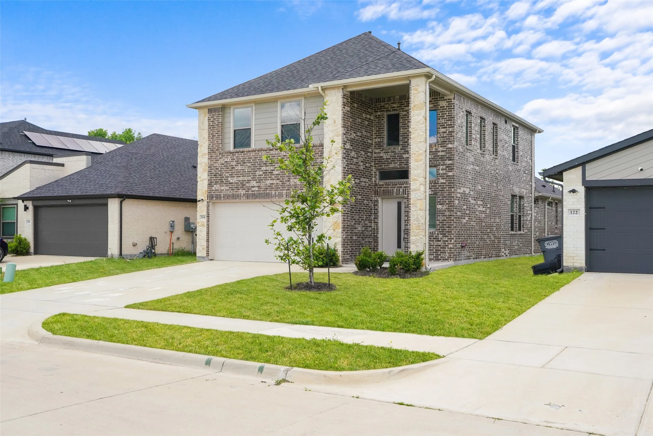 Single Family Residence For Sale in Kaufman County , 124 Mandarin Street, Forney, Texas 75126, 4 Bedroom, 3 Bathroom, 2 Garage spaces, 2,386 Sqft, built in 2022, Price $323,900, mls#21227639, Real Estate Agent in Forney, Homes For Sale in Kaufman county, Homes For Sale in Forney, Realtor in Forney Texas, Real Estate Brokerage Independent Realty Texas, Luminita Cordes Realtor