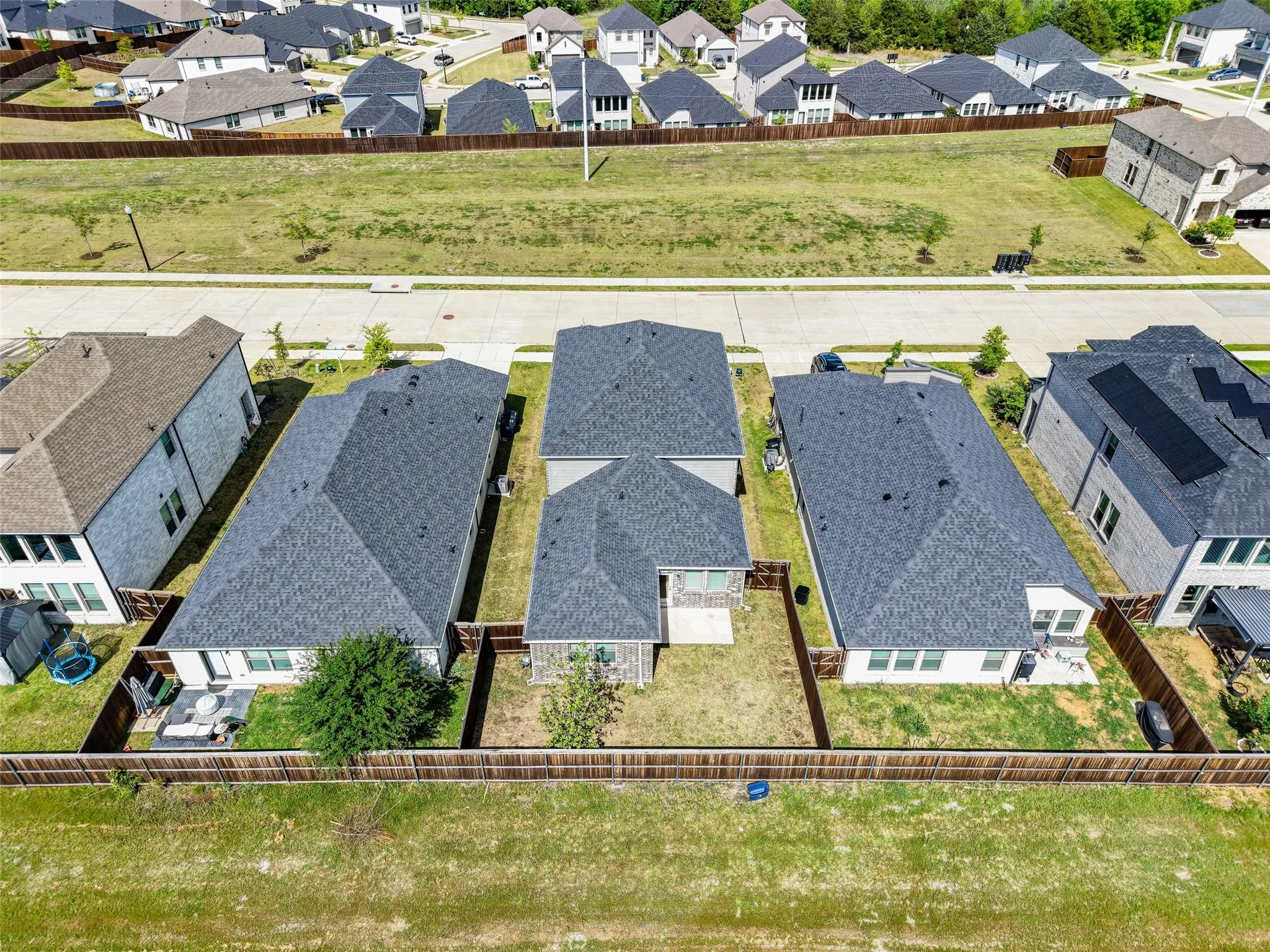 Single Family Residence For Sale in Kaufman County , 124 Mandarin Street, Forney, Texas 75126, 4 Bedroom, 3 Bathroom, 2 Garage spaces, 2,386 Sqft, built in 2022, Price $323,900, mls#21227639, Real Estate Agent in Forney, Homes For Sale in Kaufman county, Homes For Sale in Forney, Realtor in Forney Texas, Real Estate Brokerage Independent Realty Texas, Luminita Cordes Realtor