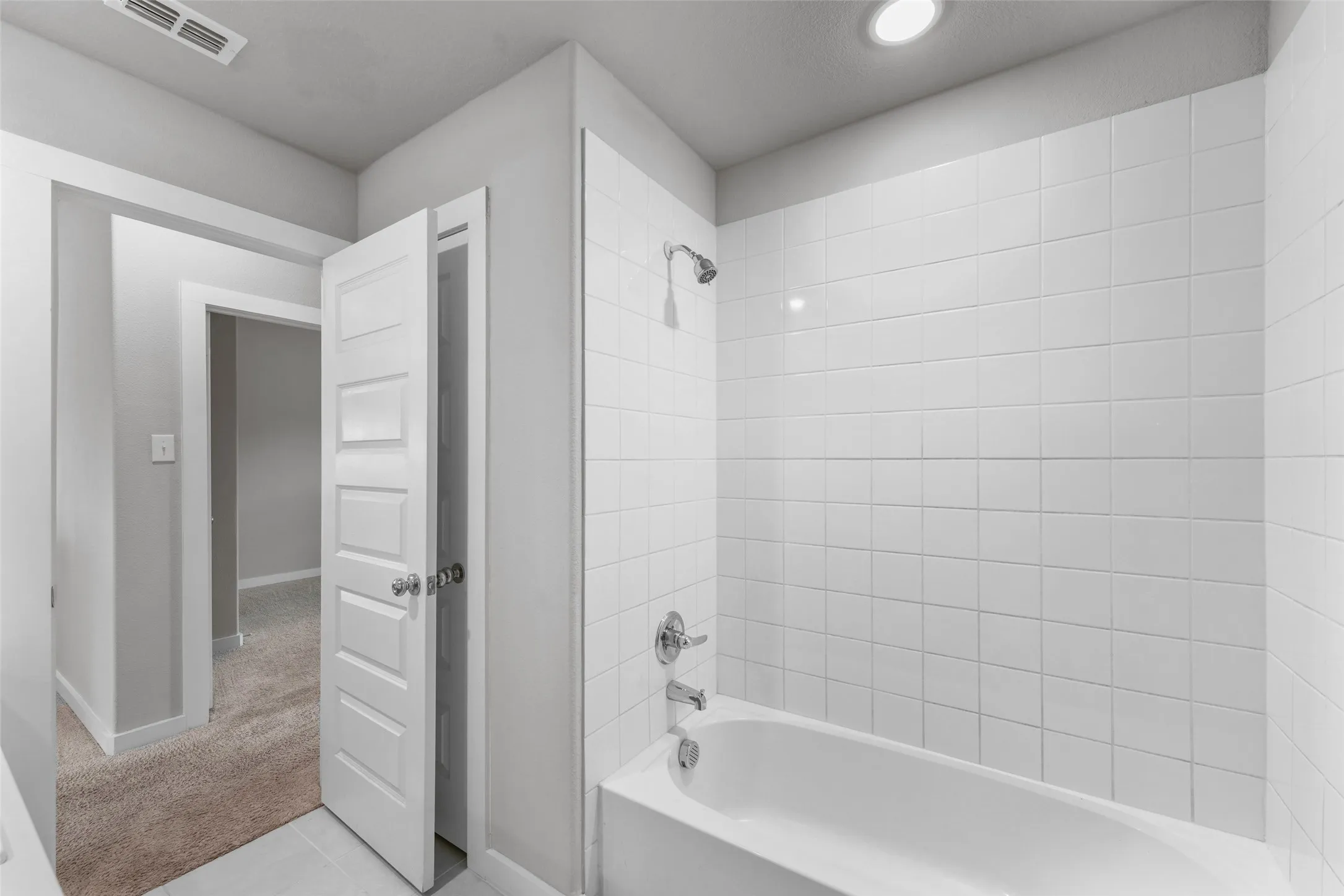 Single Family Residence For Sale in Kaufman County , 124 Mandarin Street, Forney, Texas 75126, 4 Bedroom, 3 Bathroom, 2 Garage spaces, 2,386 Sqft, built in 2022, Price $323,900, mls#21227639, Real Estate Agent in Forney, Homes For Sale in Kaufman county, Homes For Sale in Forney, Realtor in Forney Texas, Real Estate Brokerage Independent Realty Texas, Luminita Cordes Realtor