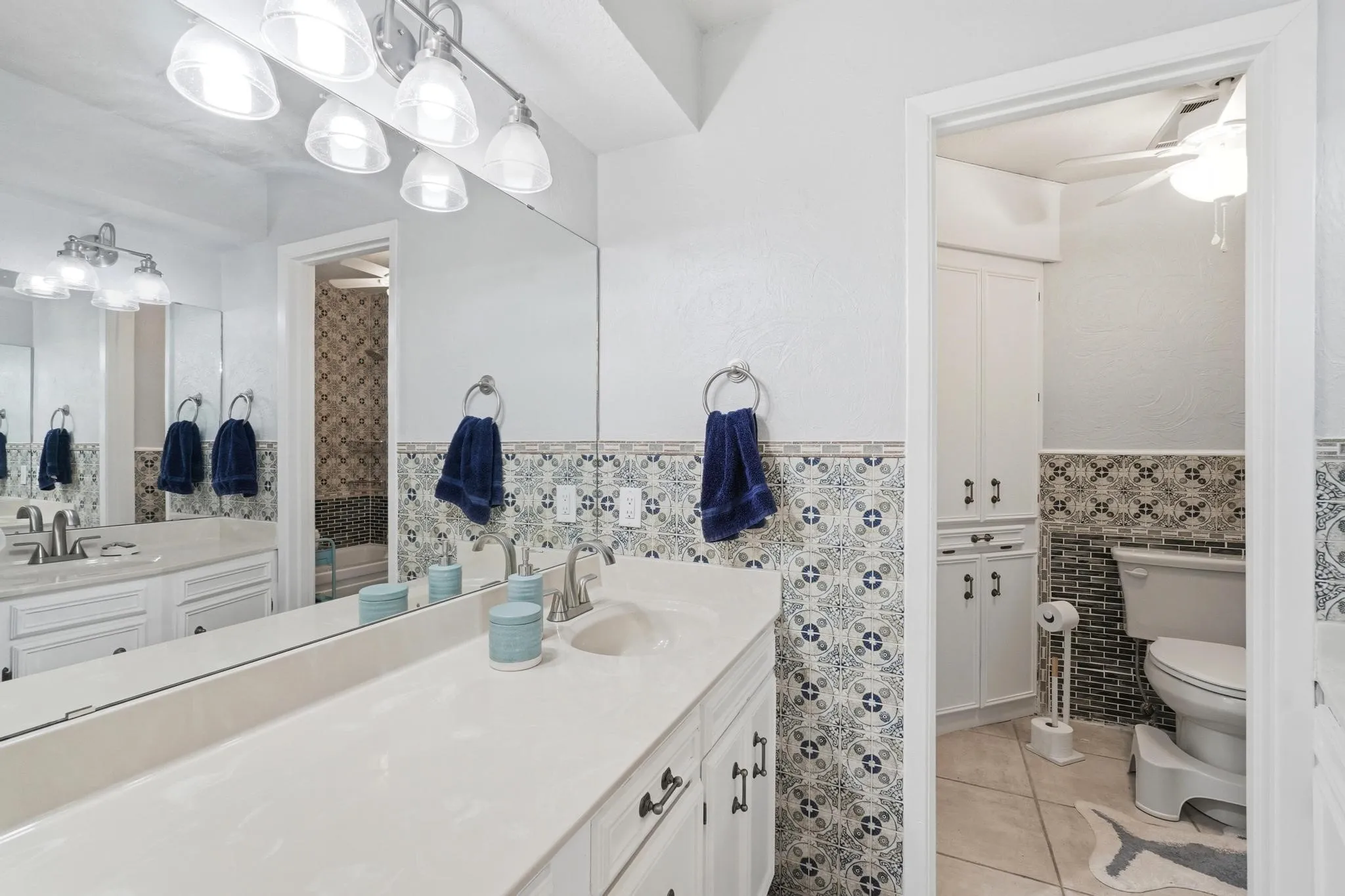 Guest Bathroom in hallway between Guest Rooms 2 and 3