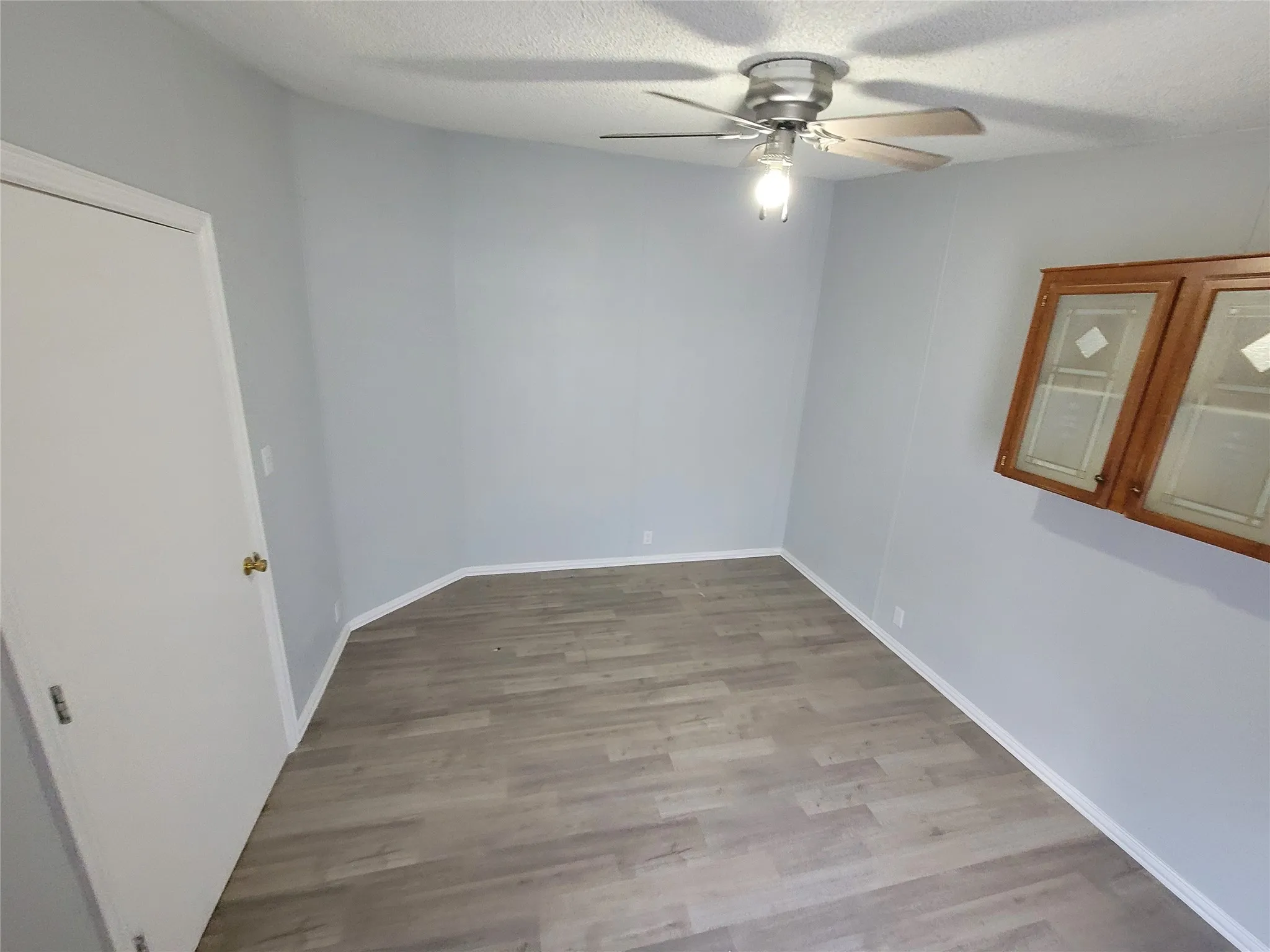 Mobile Home For Sale in Hood County , 902 DEVILS RIVER Drive, Granbury, Texas 76048, 3 Bedrooms, 2 Bathrooms, Garage spaces, 1,568 Sqft, built in 2002, Price $199,900, mls#21238222, Real Estate Agent in Granbury, Homes For Sale in Hood county, Homes For Sale in Granbury, Realtor in Granbury Texas, Real Estate Brokerage Independent Realty Texas, Luminita Cordes Realtor