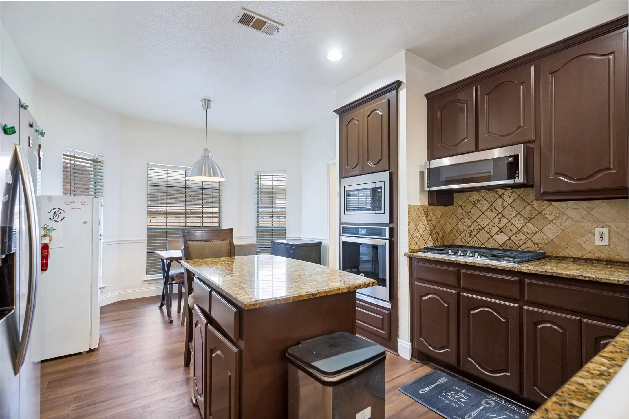 Single Family Residence For Sale in Collin County , 8005 Alderwood Place, Plano, Texas 75025, 4 Bedroom, 3 Bathroom, 2 Garage spaces, 2,686 Sqft, built in 1996, Preowned, mls#21238127, Real Estate Agent in Plano, Homes For Sale in Collin county, Homes For Sale in Plano, Realtor in Plano Texas, Real Estate Brokerage Independent Realty Texas, Luminita Cordes Realtor