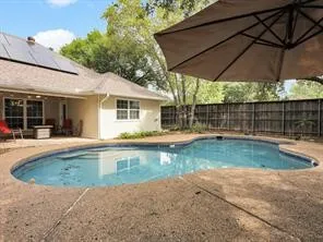Single Family Residence For Sale in Collin County , 816 Autumn Lake Drive, Allen, Texas 75002, 4 Bedroom, 2 Bathroom, 2 Garage spaces, 2,240 Sqft, built in 1976, Preowned, mls#21237582, Real Estate Agent in Allen, Homes For Sale in Collin county, Homes For Sale in Allen, Realtor in Allen Texas, Real Estate Brokerage Independent Realty Texas, Luminita Cordes Realtor