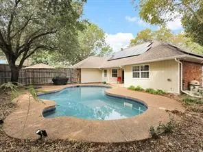 Single Family Residence For Sale in Collin County , 816 Autumn Lake Drive, Allen, Texas 75002, 4 Bedroom, 2 Bathroom, 2 Garage spaces, 2,240 Sqft, built in 1976, Preowned, mls#21237582, Real Estate Agent in Allen, Homes For Sale in Collin county, Homes For Sale in Allen, Realtor in Allen Texas, Real Estate Brokerage Independent Realty Texas, Luminita Cordes Realtor