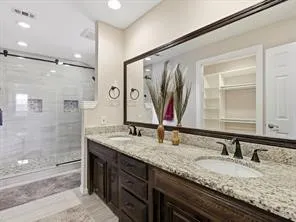Single Family Residence For Sale in Collin County , 816 Autumn Lake Drive, Allen, Texas 75002, 4 Bedroom, 2 Bathroom, 2 Garage spaces, 2,240 Sqft, built in 1976, Preowned, mls#21237582, Real Estate Agent in Allen, Homes For Sale in Collin county, Homes For Sale in Allen, Realtor in Allen Texas, Real Estate Brokerage Independent Realty Texas, Luminita Cordes Realtor