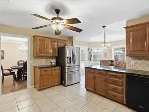 Single Family Residence For Sale in Collin County , 816 Autumn Lake Drive, Allen, Texas 75002, 4 Bedroom, 2 Bathroom, 2 Garage spaces, 2,240 Sqft, built in 1976, Preowned, mls#21237582, Real Estate Agent in Allen, Homes For Sale in Collin county, Homes For Sale in Allen, Realtor in Allen Texas, Real Estate Brokerage Independent Realty Texas, Luminita Cordes Realtor