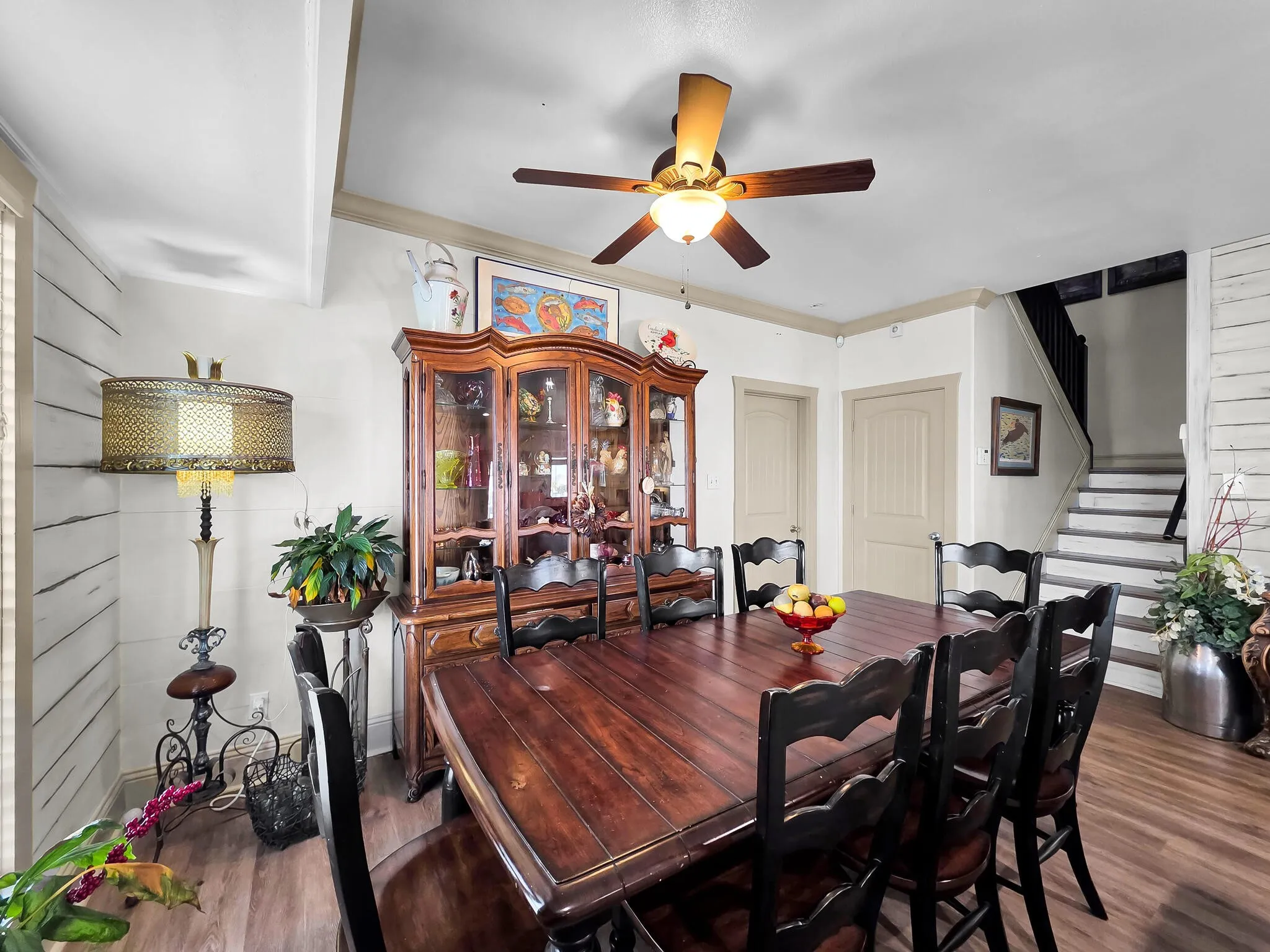 Single Family Residence For Sale in Galveston County , 931 Bahama Dr, Crystal Beach, Texas 77650, 4 Bedroom, 3 Bathroom, 1 Garage spaces, 2,392 Sqft, built in 2011, Preowned, mls#21237676, Real Estate Agent in Crystal Beach, Homes For Sale in Galveston county, Homes For Sale in Crystal Beach, Realtor in Crystal Beach Texas, Real Estate Brokerage Independent Realty Texas, Luminita Cordes Realtor