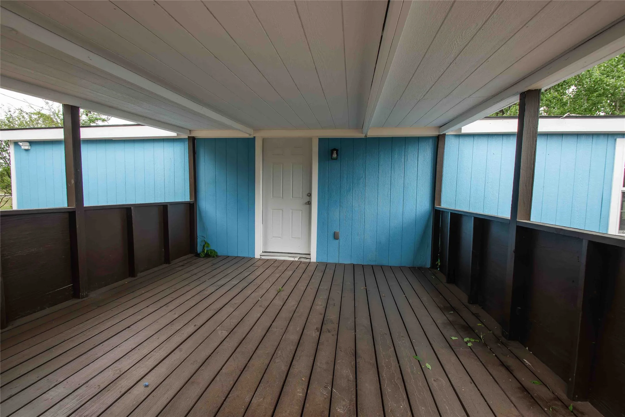 Large back porch with lake view