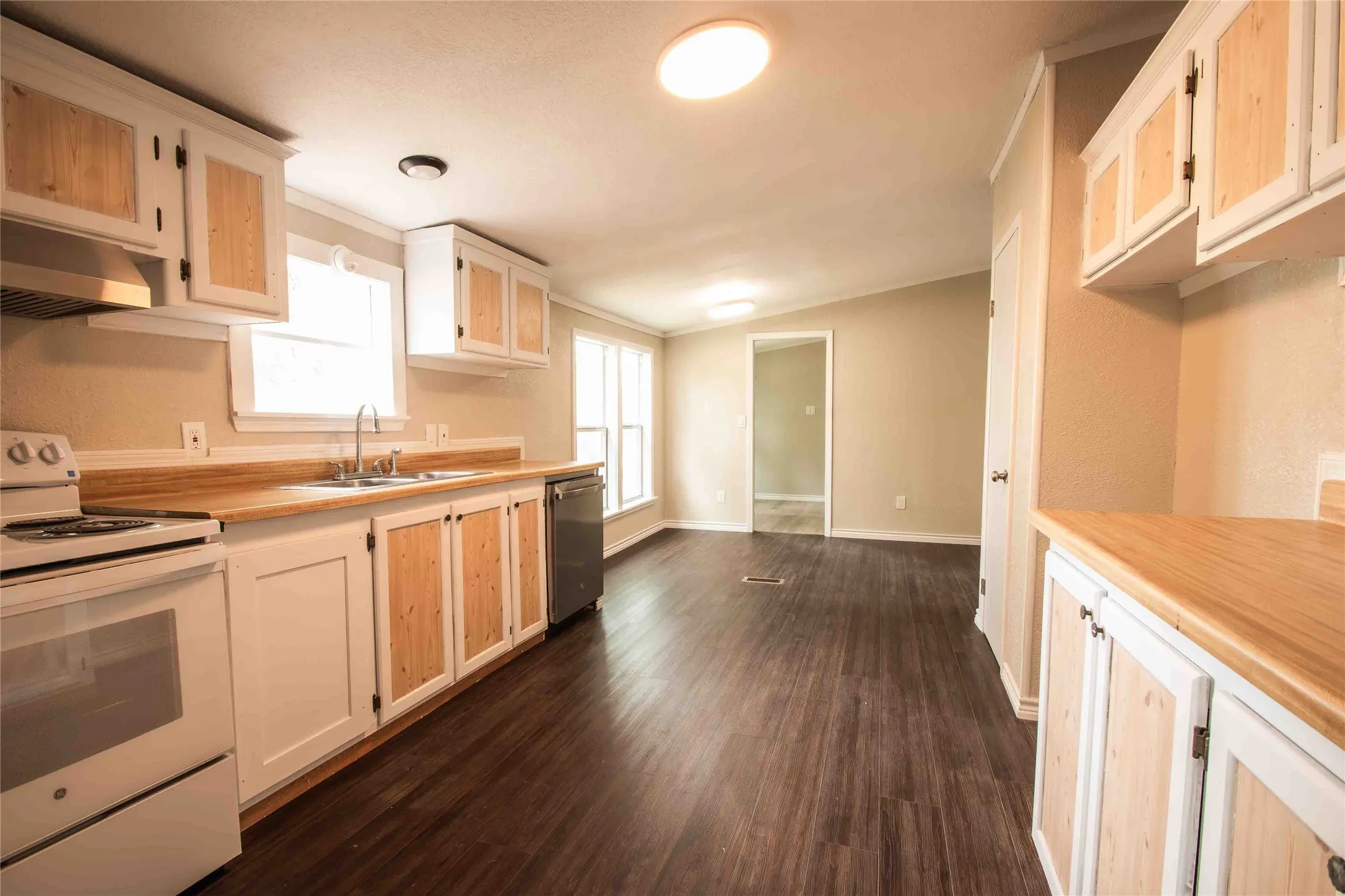 12x11 galley styled kitchen