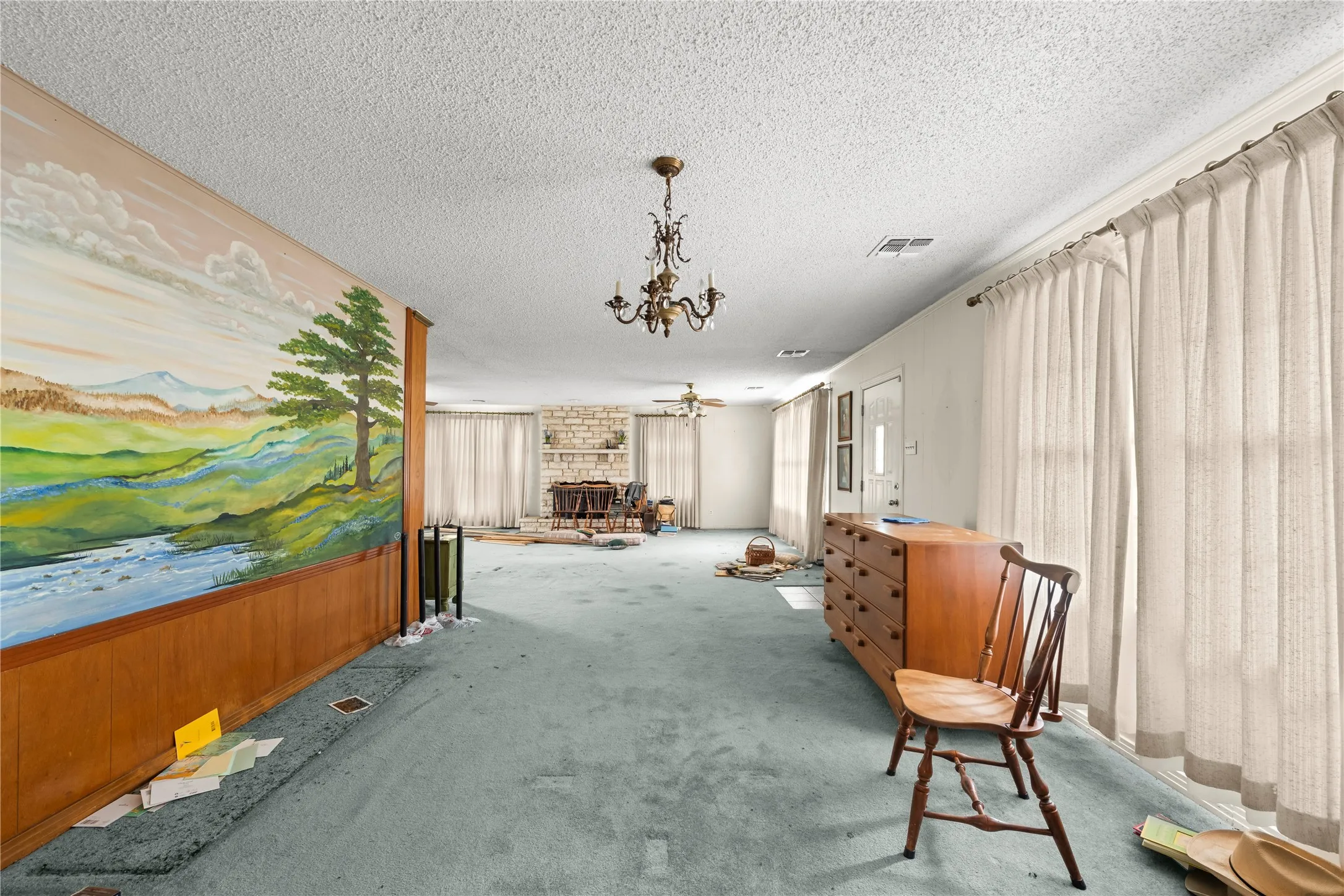 Farm For Sale in Mc Lennan County , 1000 Mcdonald Lane, Bellmead, Texas 76705, 3 Bedrooms, 2 Bathrooms, Garage spaces, 3,139 Sqft, built in 1958, Price $862,560, mls#21236429, Real Estate Agent in Bellmead, Homes For Sale in Mc Lennan county, Homes For Sale in Bellmead, Realtor in Bellmead Texas, Real Estate Brokerage Independent Realty Texas, Luminita Cordes Realtor
