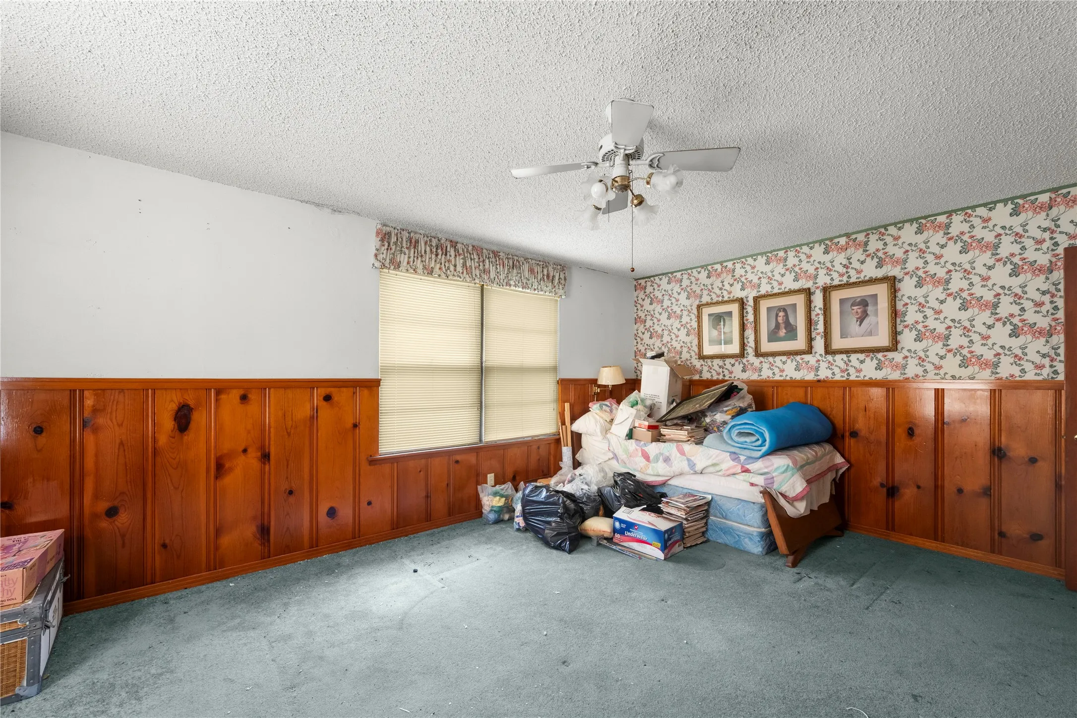 Farm For Sale in Mc Lennan County , 1000 Mcdonald Lane, Bellmead, Texas 76705, 3 Bedrooms, 2 Bathrooms, Garage spaces, 3,139 Sqft, built in 1958, Price $862,560, mls#21236429, Real Estate Agent in Bellmead, Homes For Sale in Mc Lennan county, Homes For Sale in Bellmead, Realtor in Bellmead Texas, Real Estate Brokerage Independent Realty Texas, Luminita Cordes Realtor