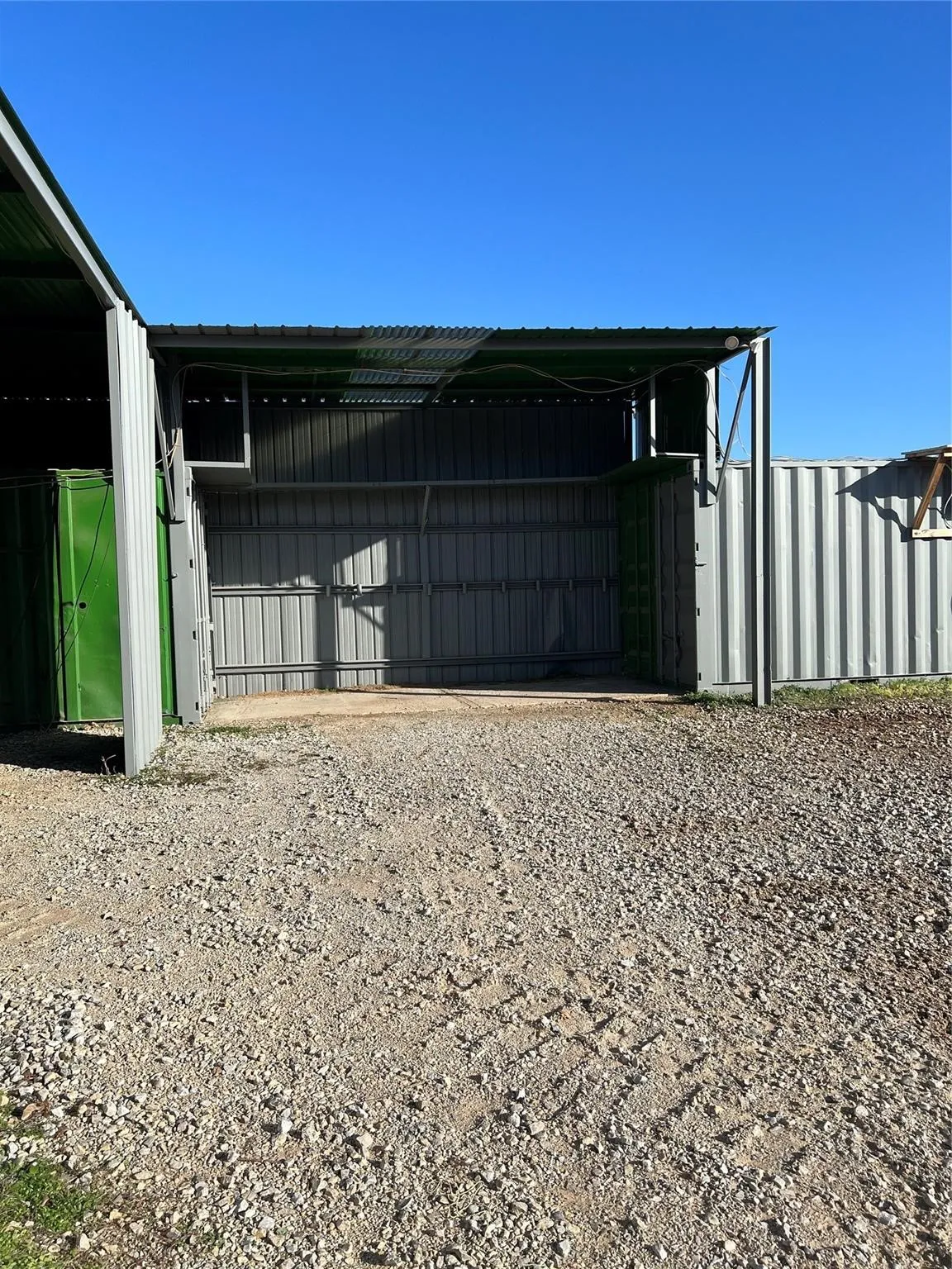 Industrial For Rent in Parker County , 13801 N Fm 730, Azle, Texas 76020, 0, 0, Garage spaces, 1,000 Sqft, built in 2023, Preowned, Price $4,700, mls#21232510, Real Estate Agent in Azle, Homes For Rent in Parker county, Homes For Rent in Azle, Realtor in Azle Texas, Real Estate Brokerage Independent Realty Texas, Luminita Cordes Realtor