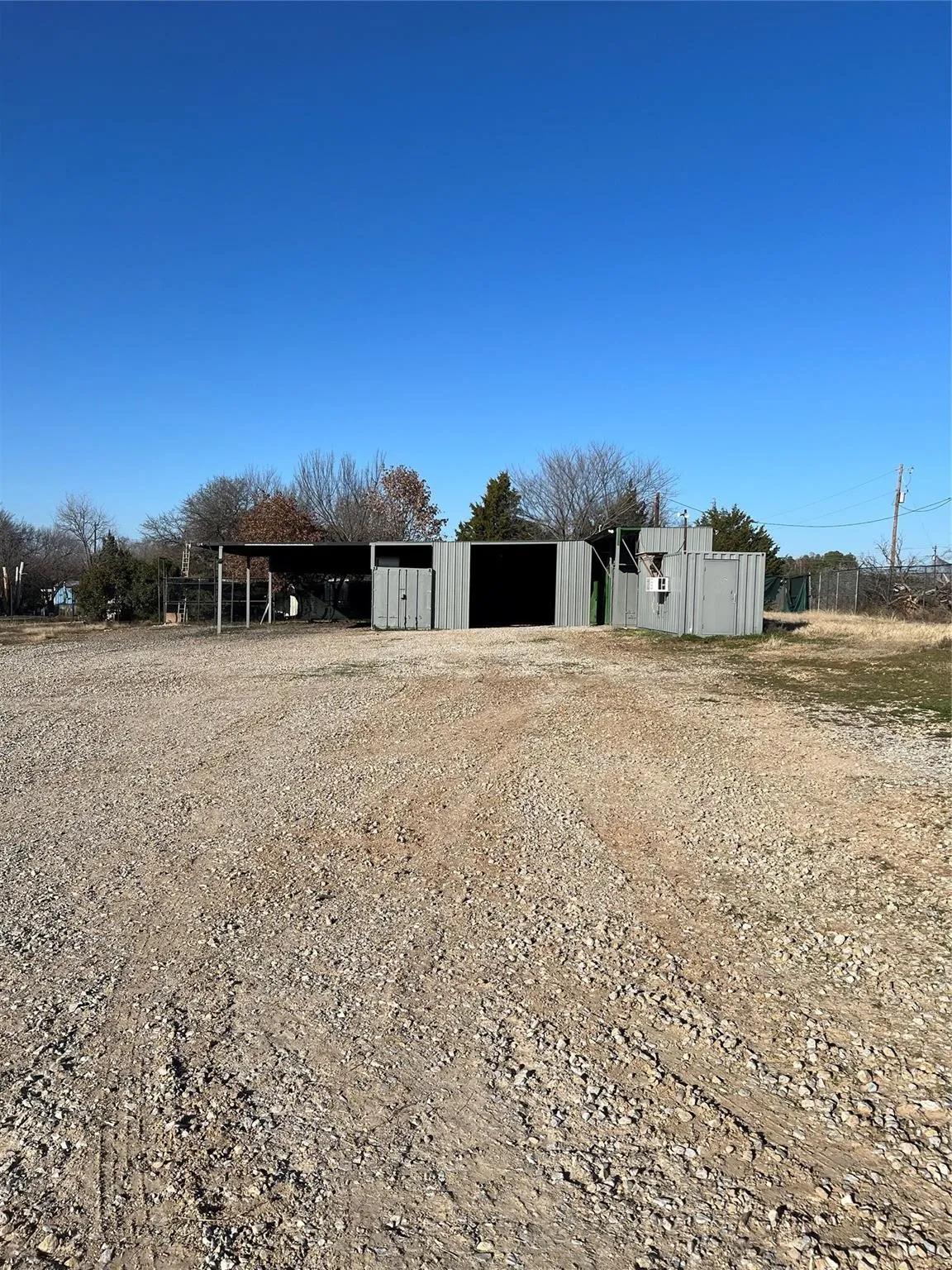 Industrial For Rent in Parker County , 13801 N Fm 730, Azle, Texas 76020, 0, 0, Garage spaces, 1,000 Sqft, built in 2023, Preowned, Price $4,700, mls#21232510, Real Estate Agent in Azle, Homes For Rent in Parker county, Homes For Rent in Azle, Realtor in Azle Texas, Real Estate Brokerage Independent Realty Texas, Luminita Cordes Realtor