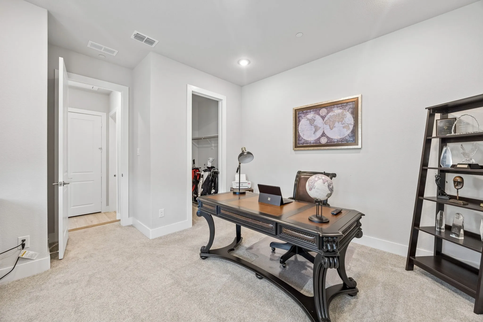 Townhouse For Sale in Denton County , 11895 Brubaker Drive, Frisco, Texas 75033, 4 Bedroom, 4 Bathroom, 2 Garage spaces, 2,712 Sqft, built in 2023, mls#21238496, Real Estate Agent in Frisco, Homes For Sale in Denton county, Homes For Sale in Frisco, Realtor in Frisco Texas, Real Estate Brokerage Independent Realty Texas, Luminita Cordes Realtor