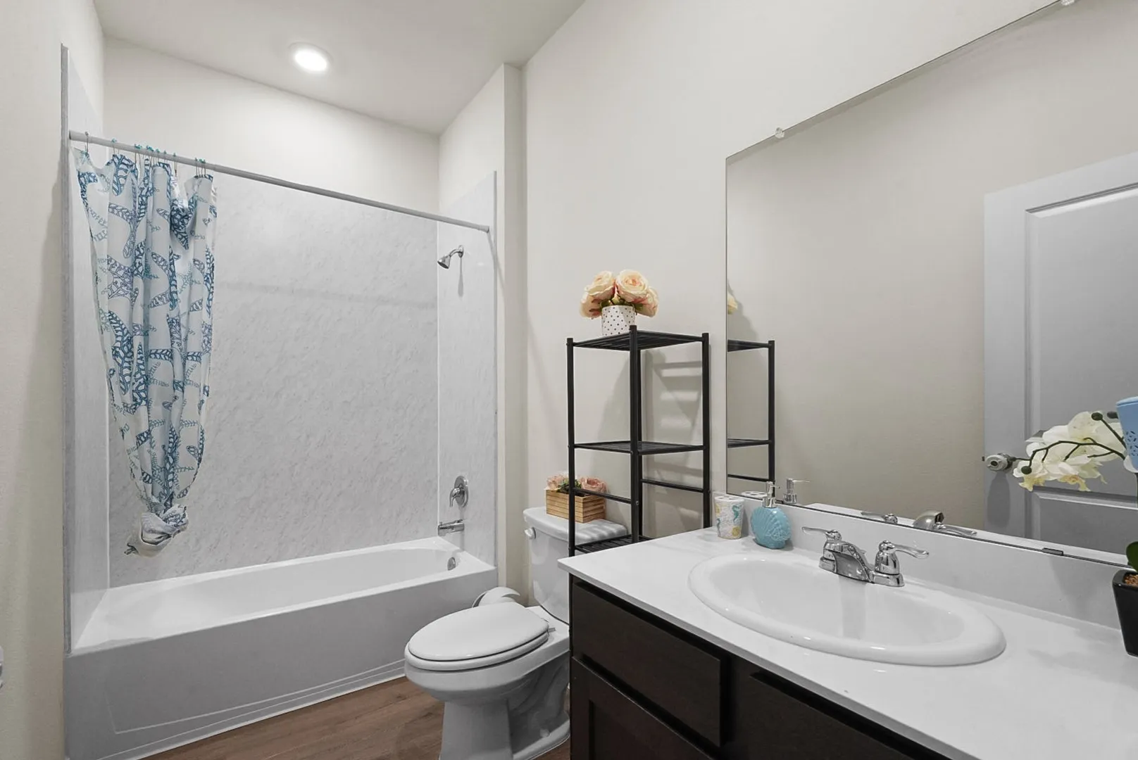 Single Family Residence For Rent in Hunt County , 205 Fieldtrail Lane, Caddo Mills, Texas 75135, 4 Bedroom, 3 Bathroom, 2 Garage spaces, 2,272 Sqft, built in 2023, Preowned, mls#21237317, Real Estate Agent in Caddo Mills, Homes For Rent in Hunt county, Homes For Rent in Caddo Mills, Realtor in Caddo Mills Texas, Real Estate Brokerage Independent Realty Texas, Luminita Cordes Realtor