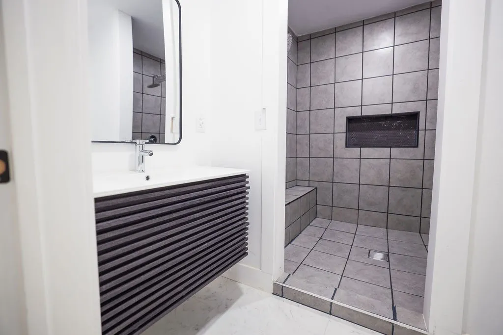 Single Family Residence For Sale in Rains County , 250 Skyview, Point, Texas 75472, 4 Bedroom, 3 Bathroom, Garage spaces, 1,986 Sqft, built in 1960, mls#21238658, Real Estate Agent in Point, Homes For Sale in Rains county, Homes For Sale in Point, Realtor in Point Texas, Real Estate Brokerage Independent Realty Texas, Luminita Cordes Realtor