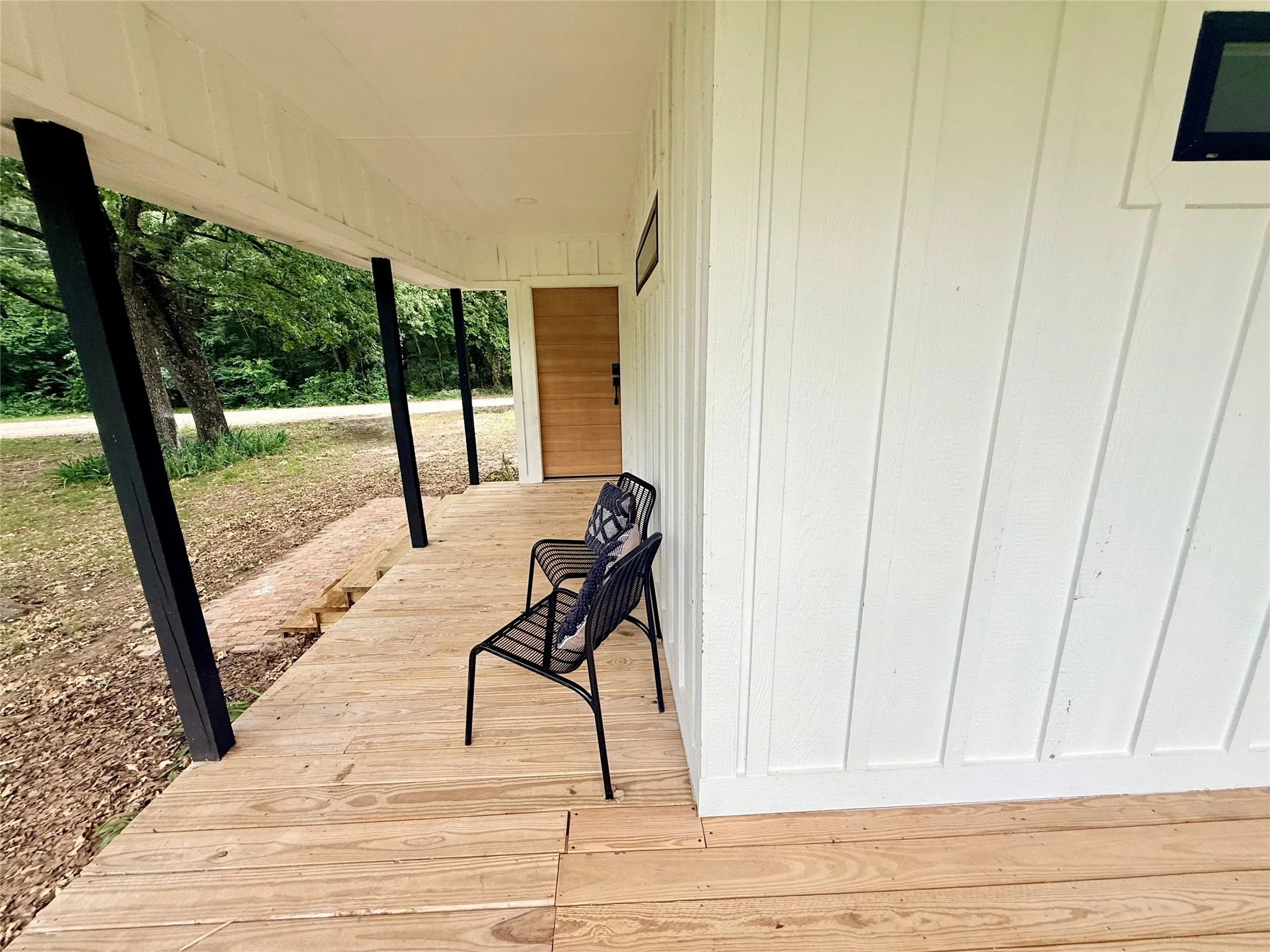 Single Family Residence For Sale in Rains County , 250 Skyview, Point, Texas 75472, 4 Bedroom, 3 Bathroom, Garage spaces, 1,986 Sqft, built in 1960, mls#21238658, Real Estate Agent in Point, Homes For Sale in Rains county, Homes For Sale in Point, Realtor in Point Texas, Real Estate Brokerage Independent Realty Texas, Luminita Cordes Realtor