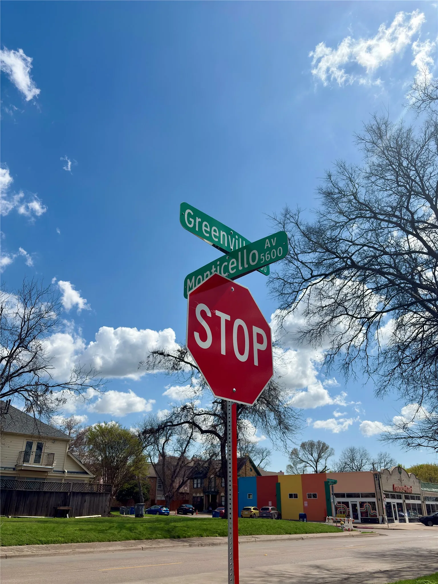 Single Family Residence For Sale in Dallas County , 5646 Monticello Avenue, Dallas, Texas 75206, 2 Bedroom, 1 Bathroom, 2 Garage spaces, 1,265 Sqft, built in 1926, Preowned, mls#21220579, Real Estate Agent in Dallas, Homes For Sale in Dallas county, Homes For Sale in Dallas, Realtor in Dallas Texas, Real Estate Brokerage Independent Realty Texas, Luminita Cordes Realtor
