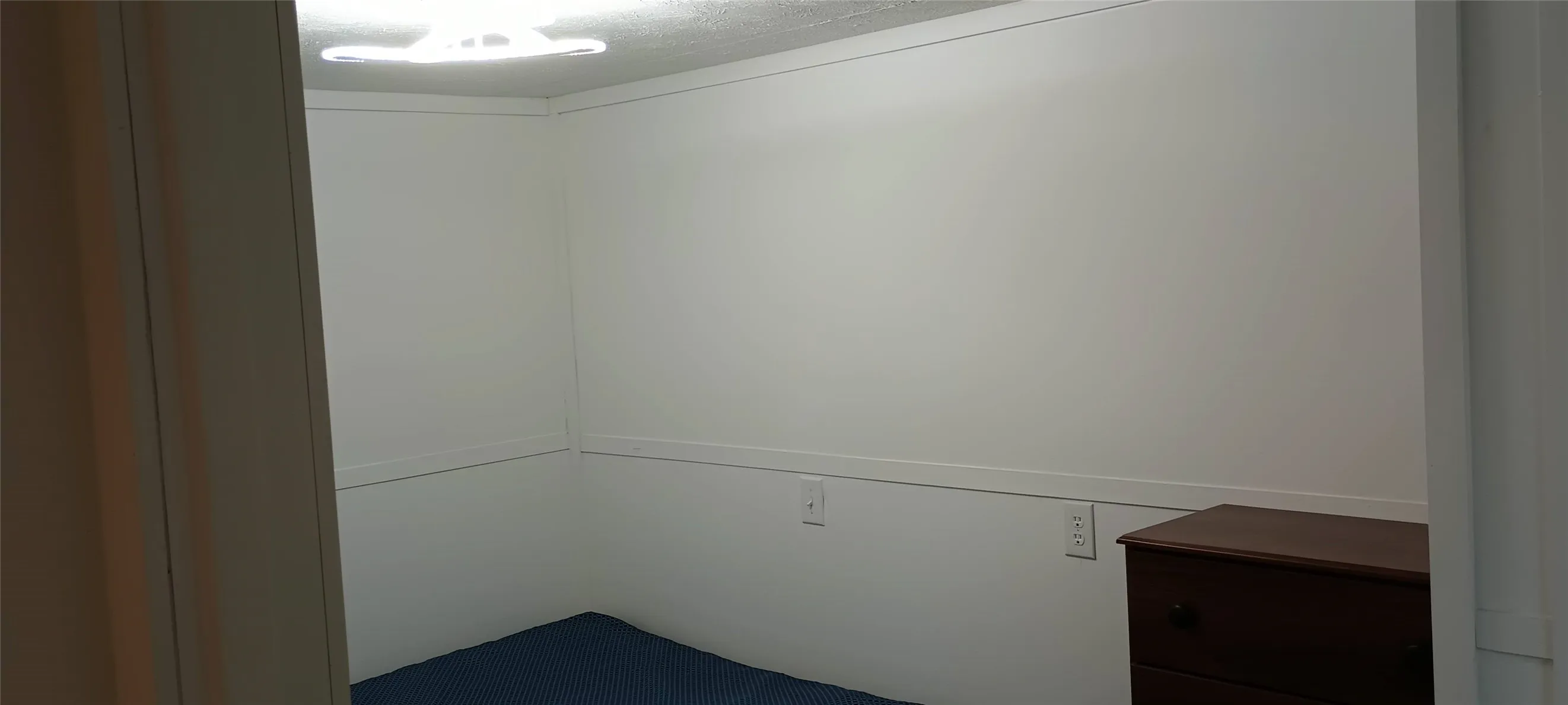 Mobile Home For Sale in Hood County , 6102 S Lakeside Hills Court, Granbury, Texas 76048, 3 Bedroom, 2 Bathroom, Garage spaces, 952 Sqft, built in 2022, mls#21238703, Real Estate Agent in Granbury, Homes For Sale in Hood county, Homes For Sale in Granbury, Realtor in Granbury Texas, Real Estate Brokerage Independent Realty Texas, Luminita Cordes Realtor