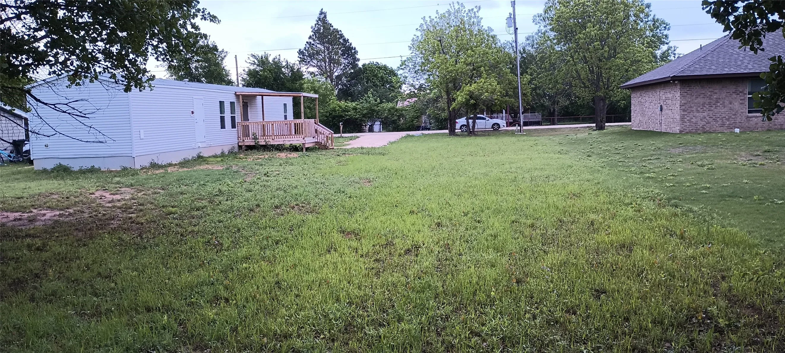 Mobile Home For Sale in Hood County , 6102 S Lakeside Hills Court, Granbury, Texas 76048, 3 Bedroom, 2 Bathroom, Garage spaces, 952 Sqft, built in 2022, mls#21238703, Real Estate Agent in Granbury, Homes For Sale in Hood county, Homes For Sale in Granbury, Realtor in Granbury Texas, Real Estate Brokerage Independent Realty Texas, Luminita Cordes Realtor