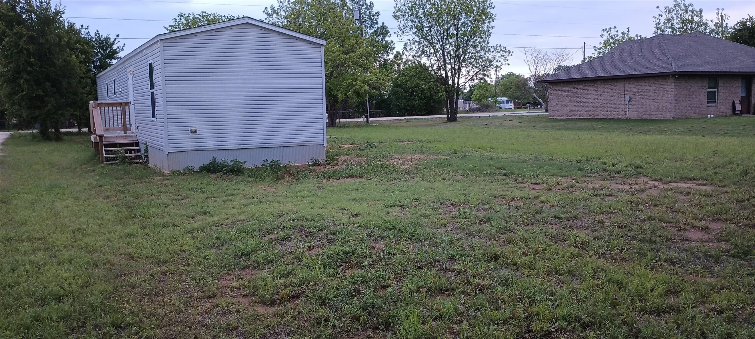 Mobile Home For Sale in Hood County , 6102 S Lakeside Hills Court, Granbury, Texas 76048, 3 Bedroom, 2 Bathroom, Garage spaces, 952 Sqft, built in 2022, mls#21238703, Real Estate Agent in Granbury, Homes For Sale in Hood county, Homes For Sale in Granbury, Realtor in Granbury Texas, Real Estate Brokerage Independent Realty Texas, Luminita Cordes Realtor