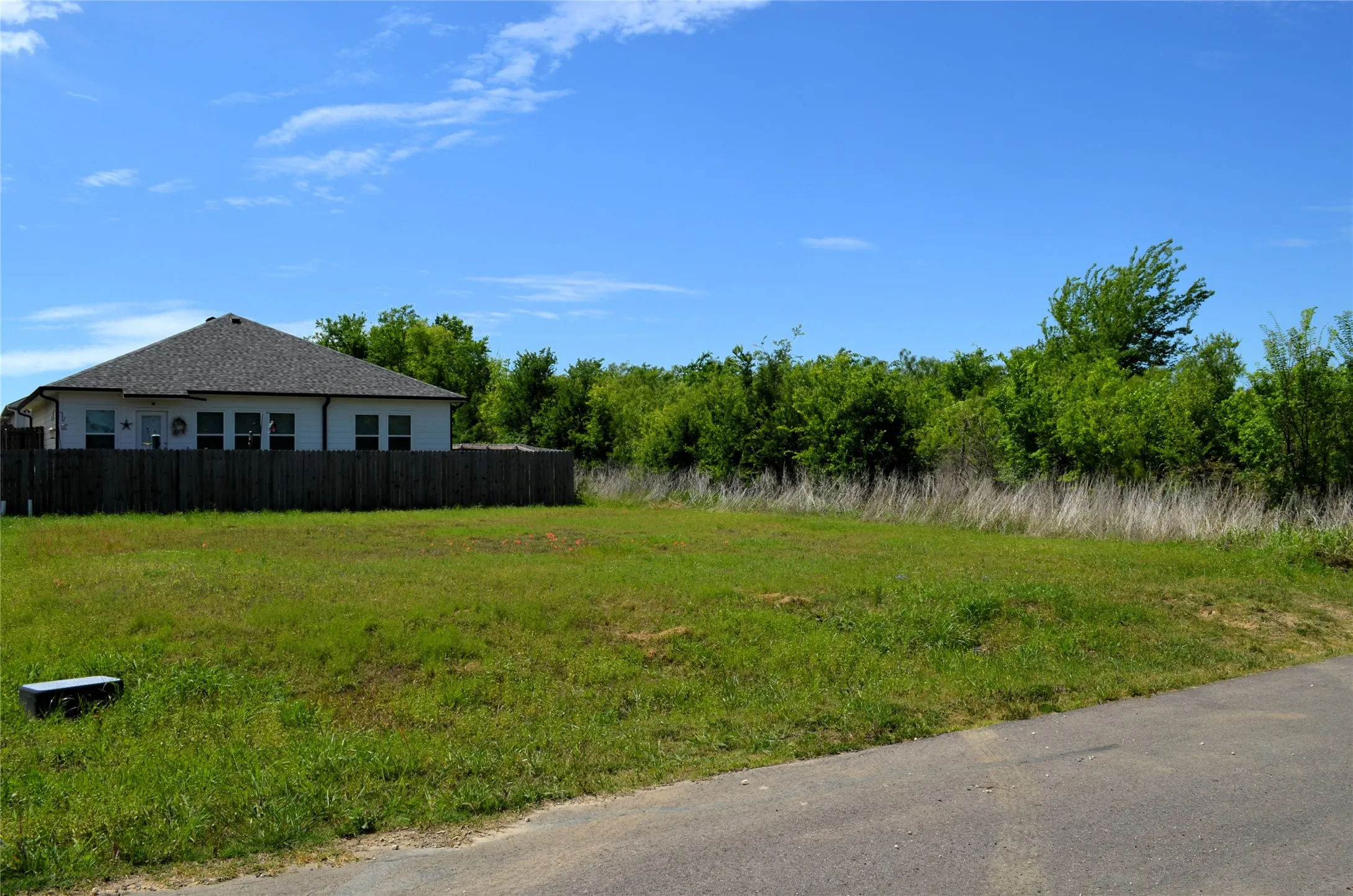 Unimproved Land For Sale in Henderson County , 311 Rike Road, Mabank, Texas 75147, 0, 0, Garage spaces, 0 Sqft, built in 0, mls#21238725, Real Estate Agent in Mabank, Homes For Sale in Henderson county, Homes For Sale in Mabank, Realtor in Mabank Texas, Real Estate Brokerage Independent Realty Texas, Luminita Cordes Realtor