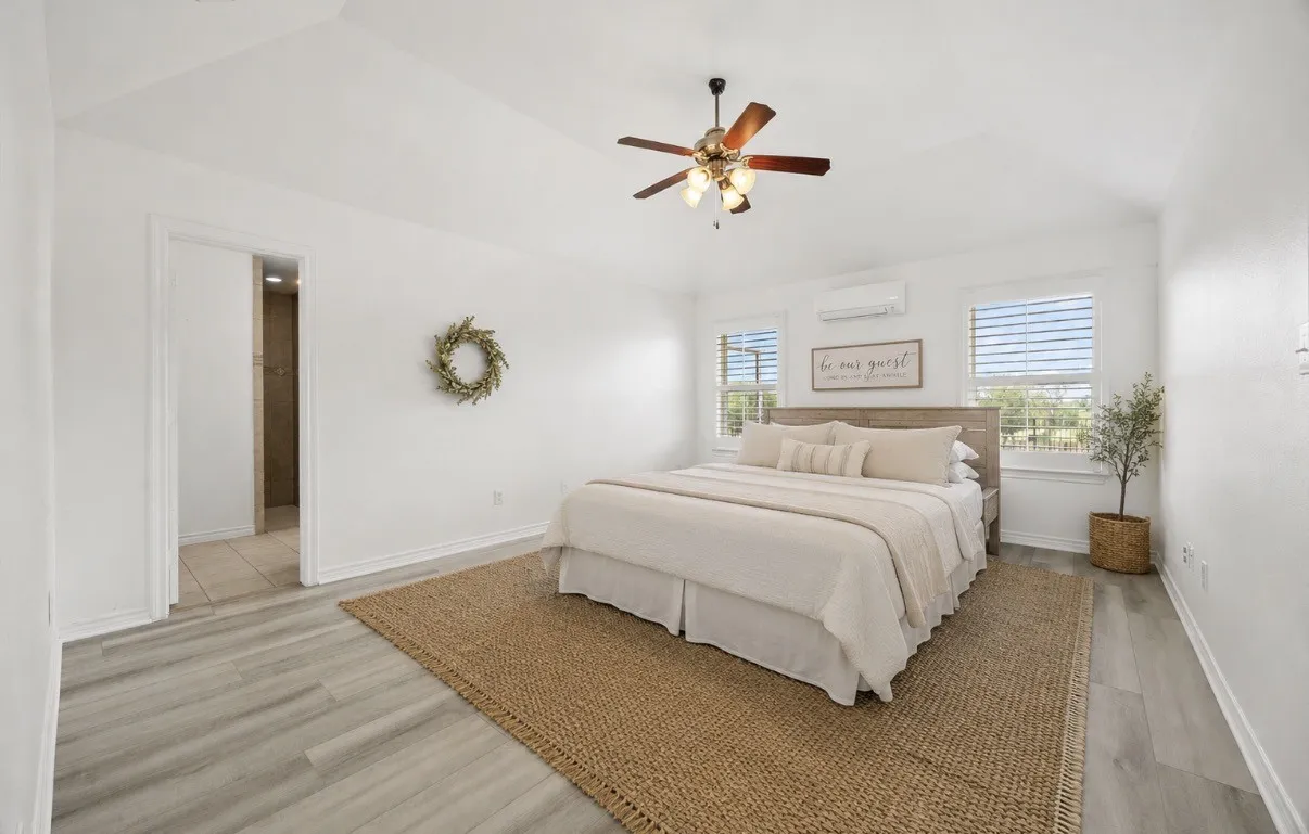 Single Family Residence For Sale in Collin County , 528 Hubbard Circle, Nevada, Texas 75173, 4 Bedroom, 2 Bathroom, 2 Garage spaces, 2,093 Sqft, built in 2009, Preowned, mls#21238762, Real Estate Agent in Nevada, Homes For Sale in Collin county, Homes For Sale in Nevada, Realtor in Nevada Texas, Real Estate Brokerage Independent Realty Texas, Luminita Cordes Realtor