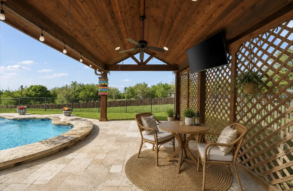 Single Family Residence For Sale in Collin County , 528 Hubbard Circle, Nevada, Texas 75173, 4 Bedroom, 2 Bathroom, 2 Garage spaces, 2,093 Sqft, built in 2009, Preowned, mls#21238762, Real Estate Agent in Nevada, Homes For Sale in Collin county, Homes For Sale in Nevada, Realtor in Nevada Texas, Real Estate Brokerage Independent Realty Texas, Luminita Cordes Realtor